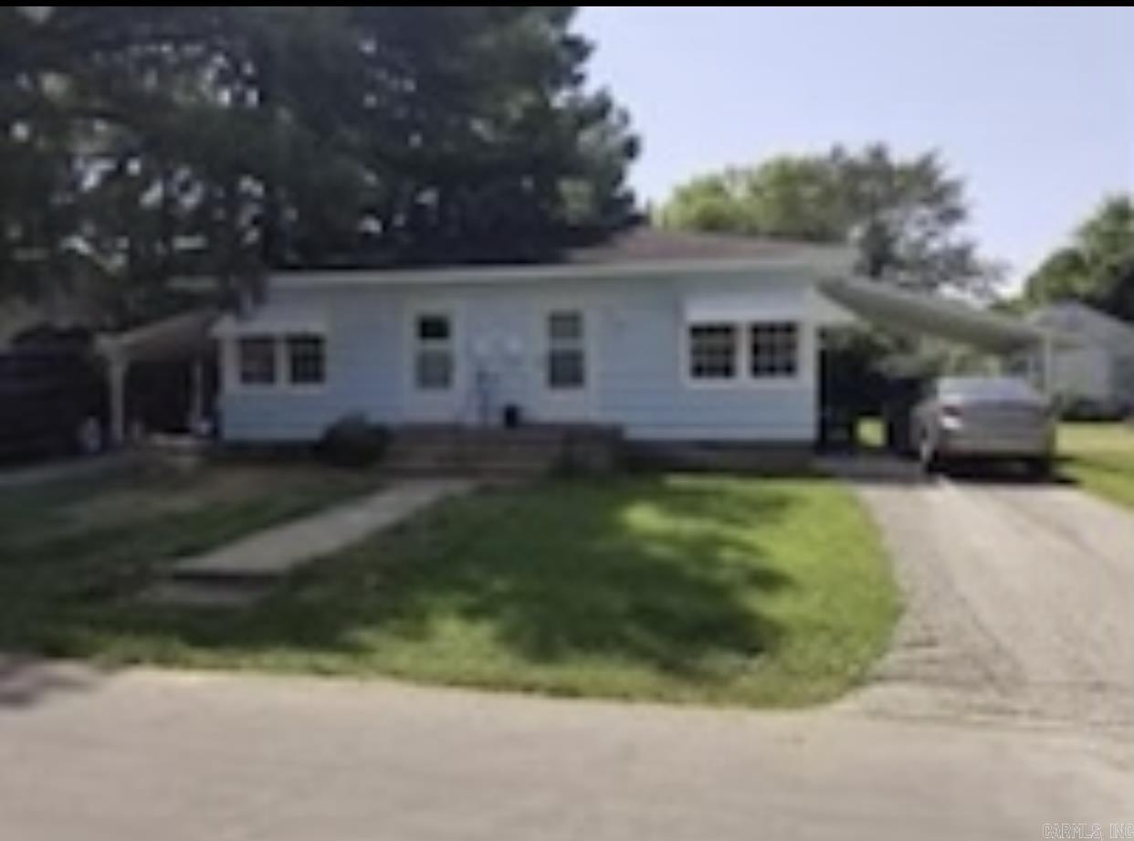 1107  Reynolds St  Clarksville, AR