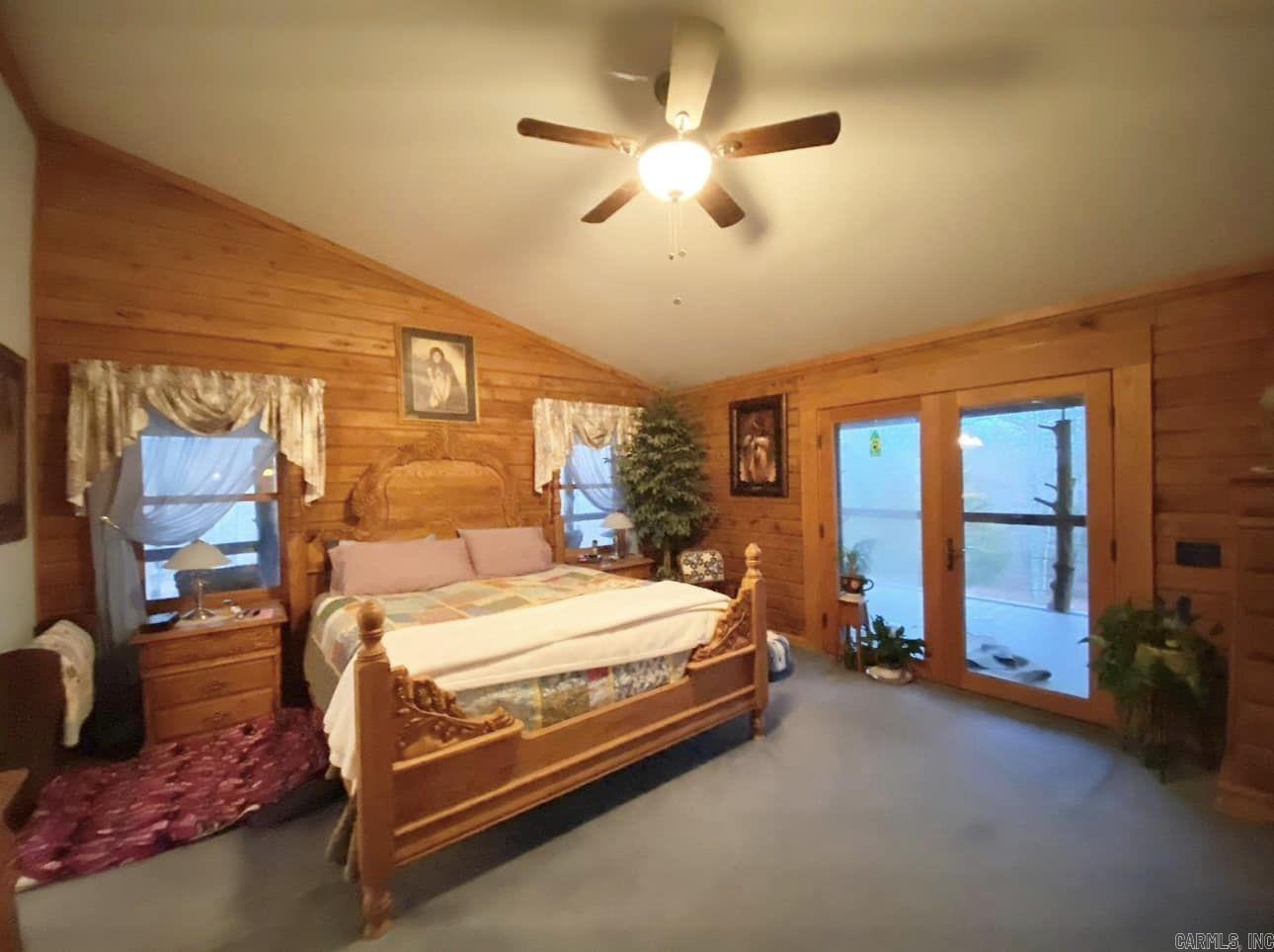 4003  Sunny Fox  Mountain View, AR