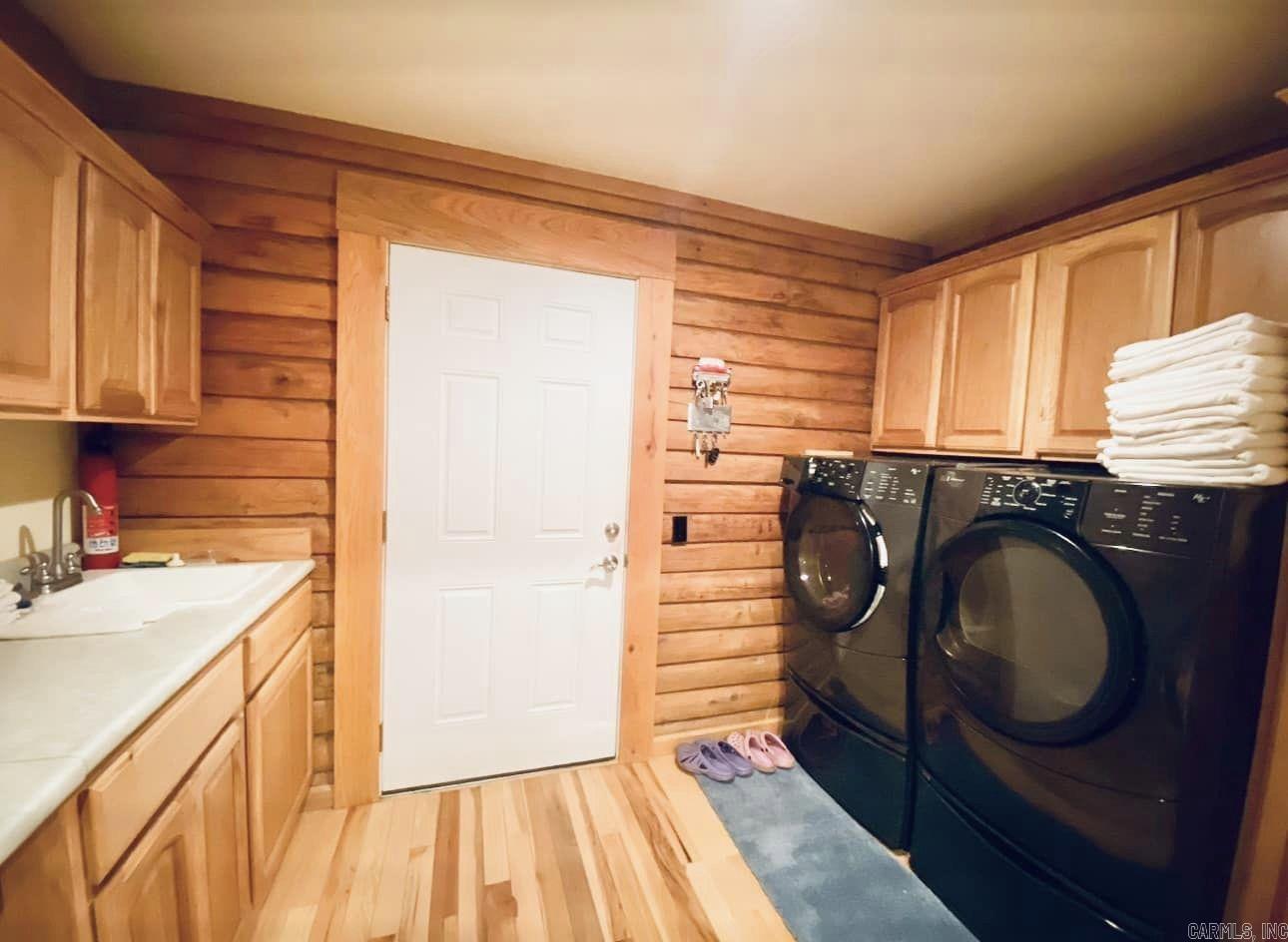 4003 Sunny Fox Mountain View, AR 72560