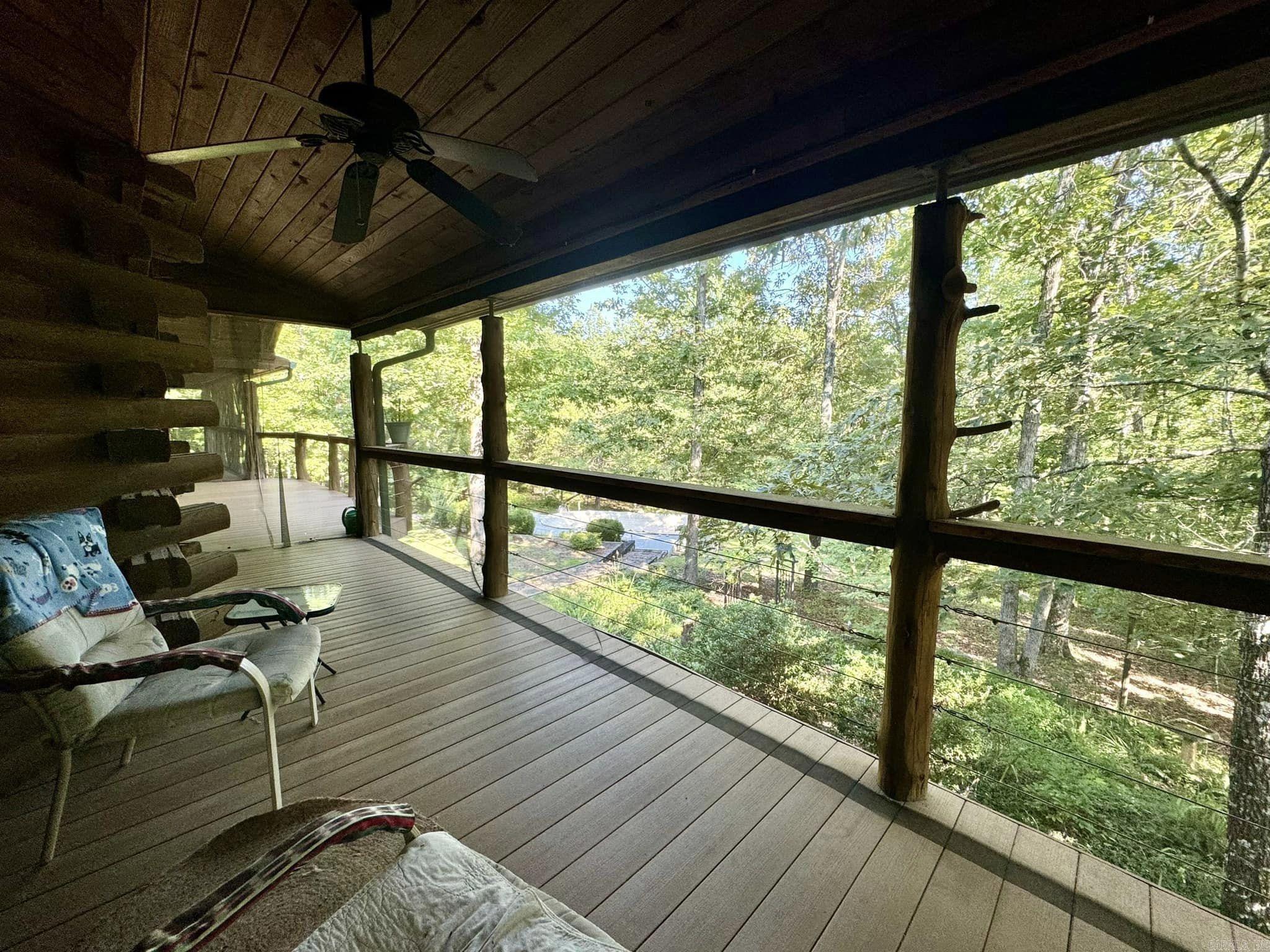 4003  Sunny Fox  Mountain View, AR