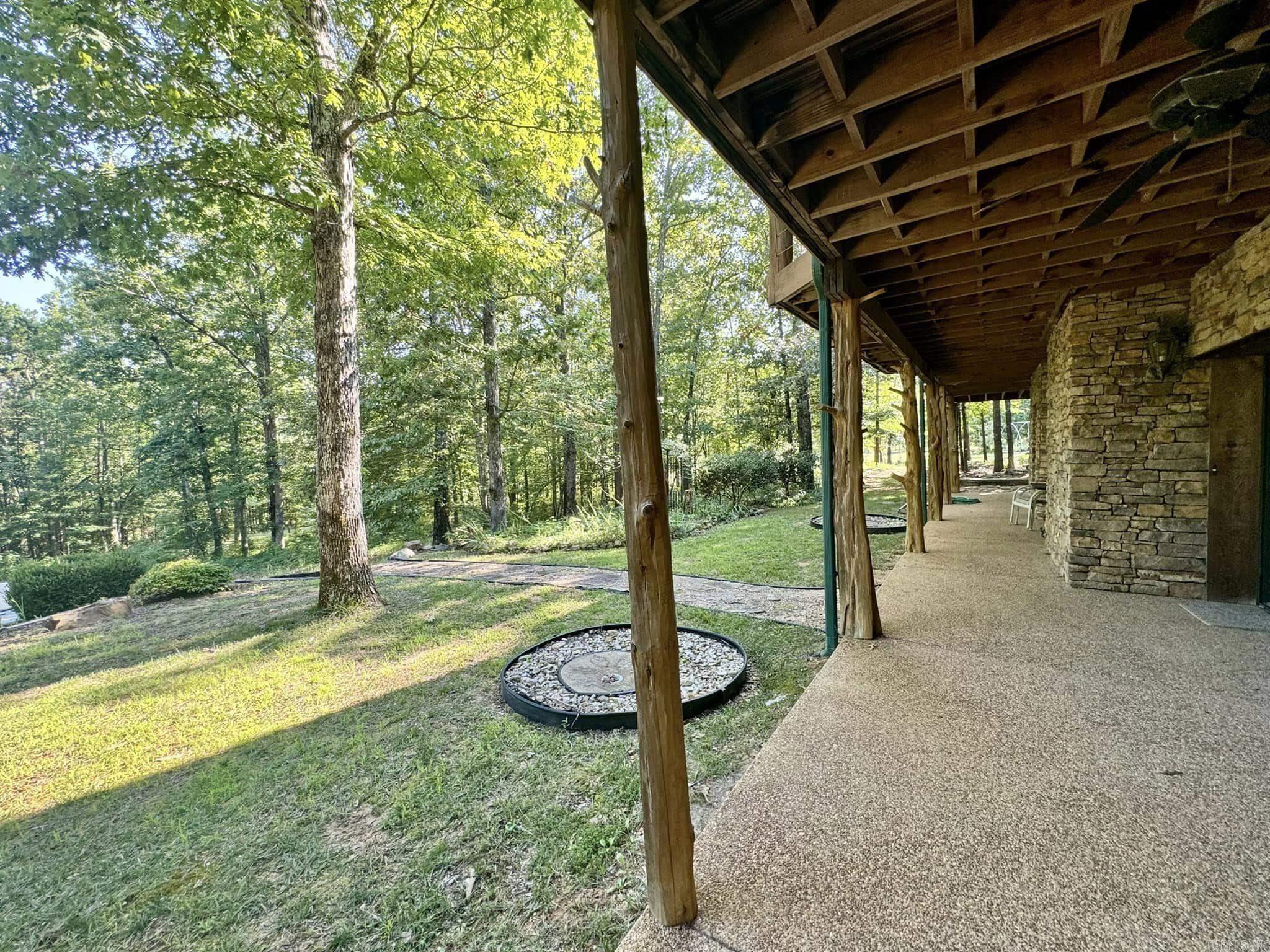 4003 Sunny Fox Mountain View, AR 72560