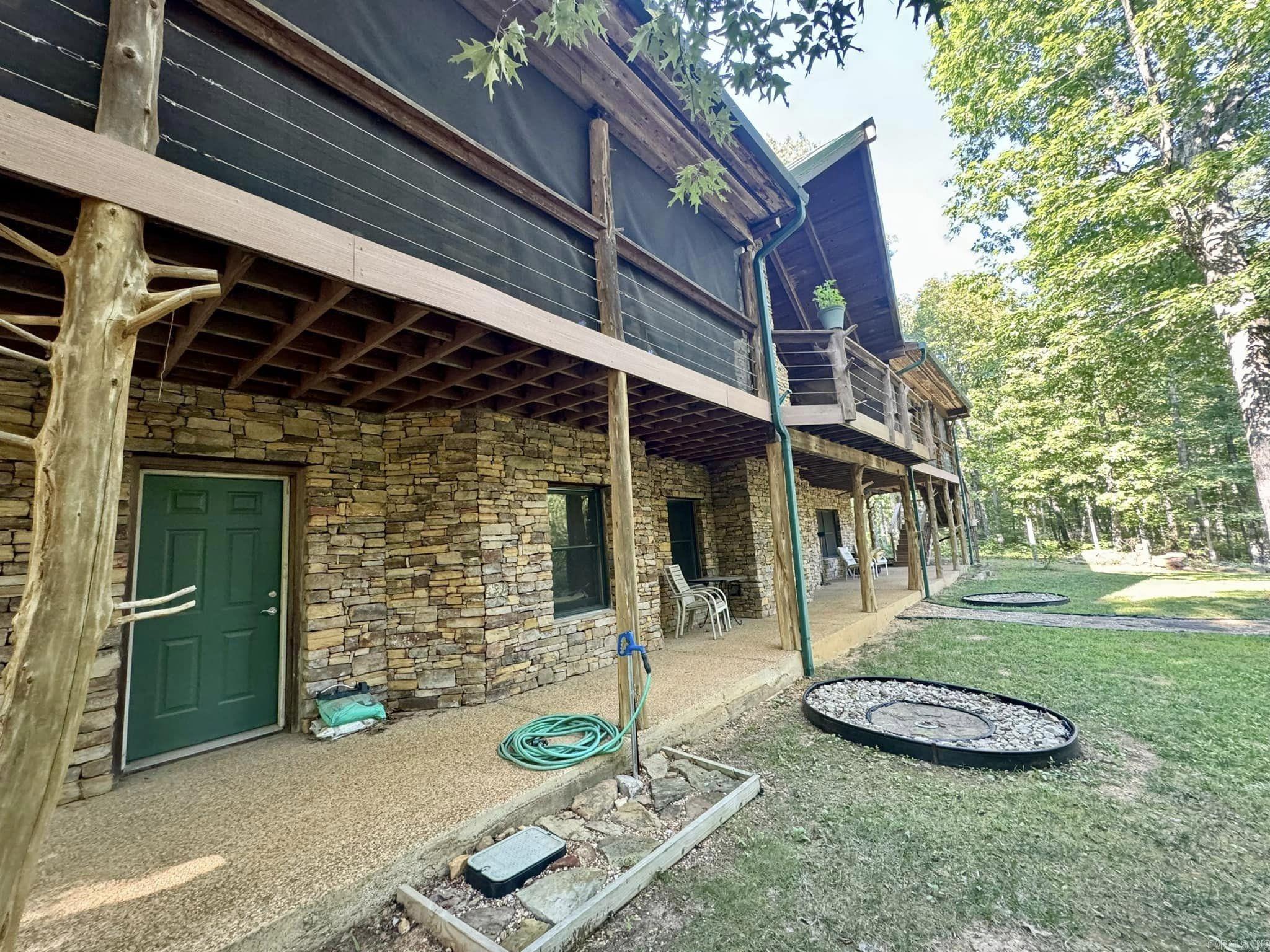 4003  Sunny Fox  Mountain View, AR