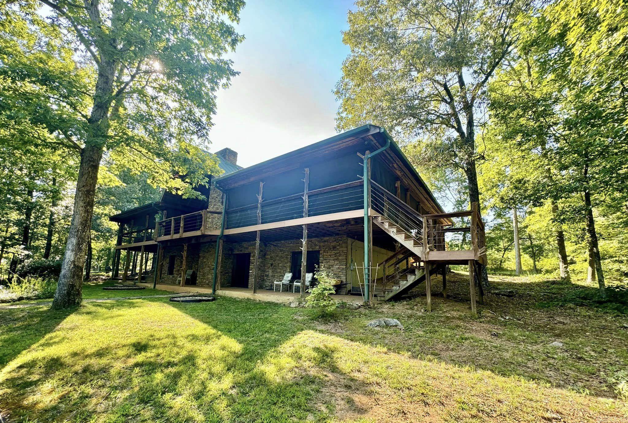 4003  Sunny Fox  Mountain View, AR