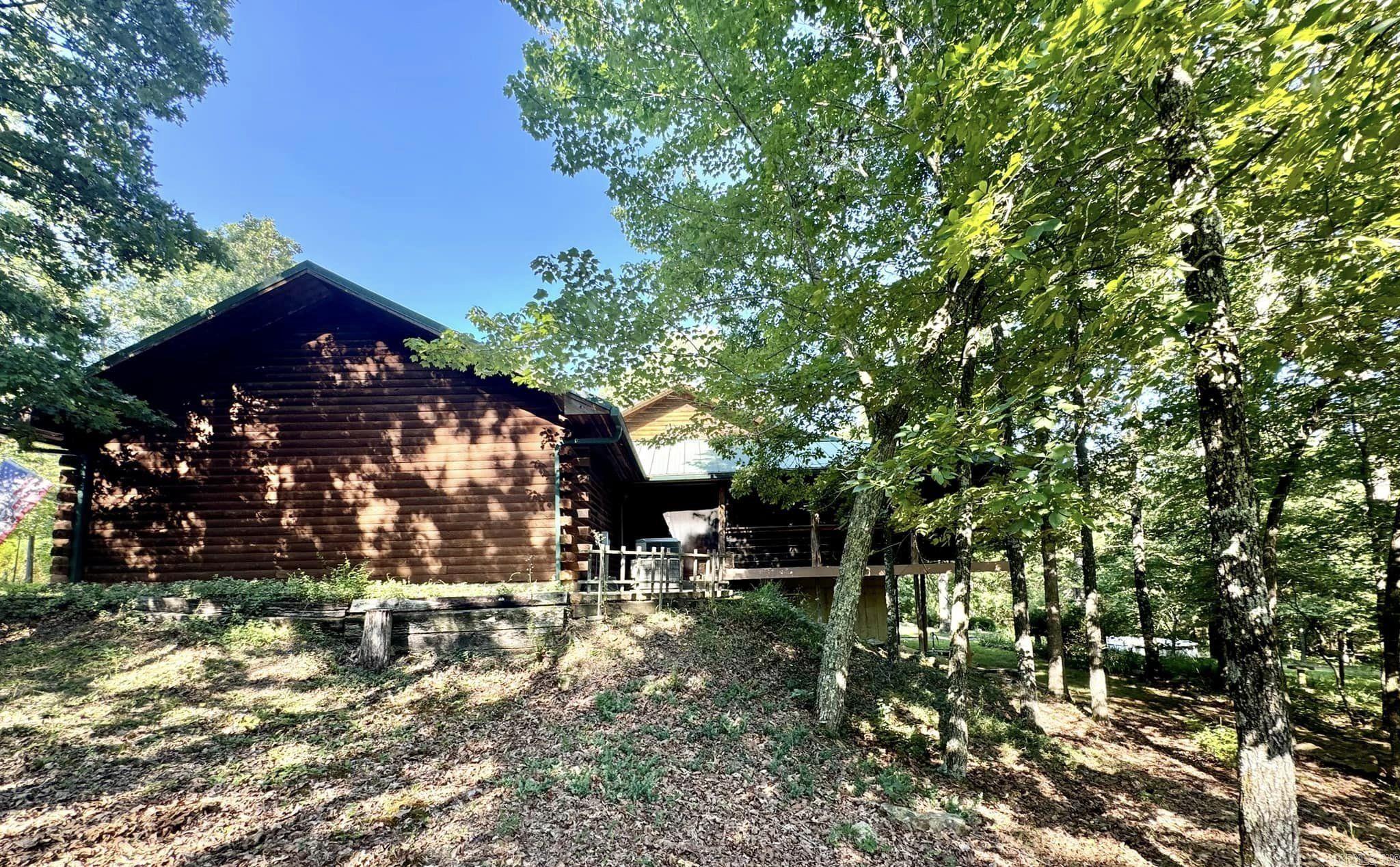 4003  Sunny Fox  Mountain View, AR