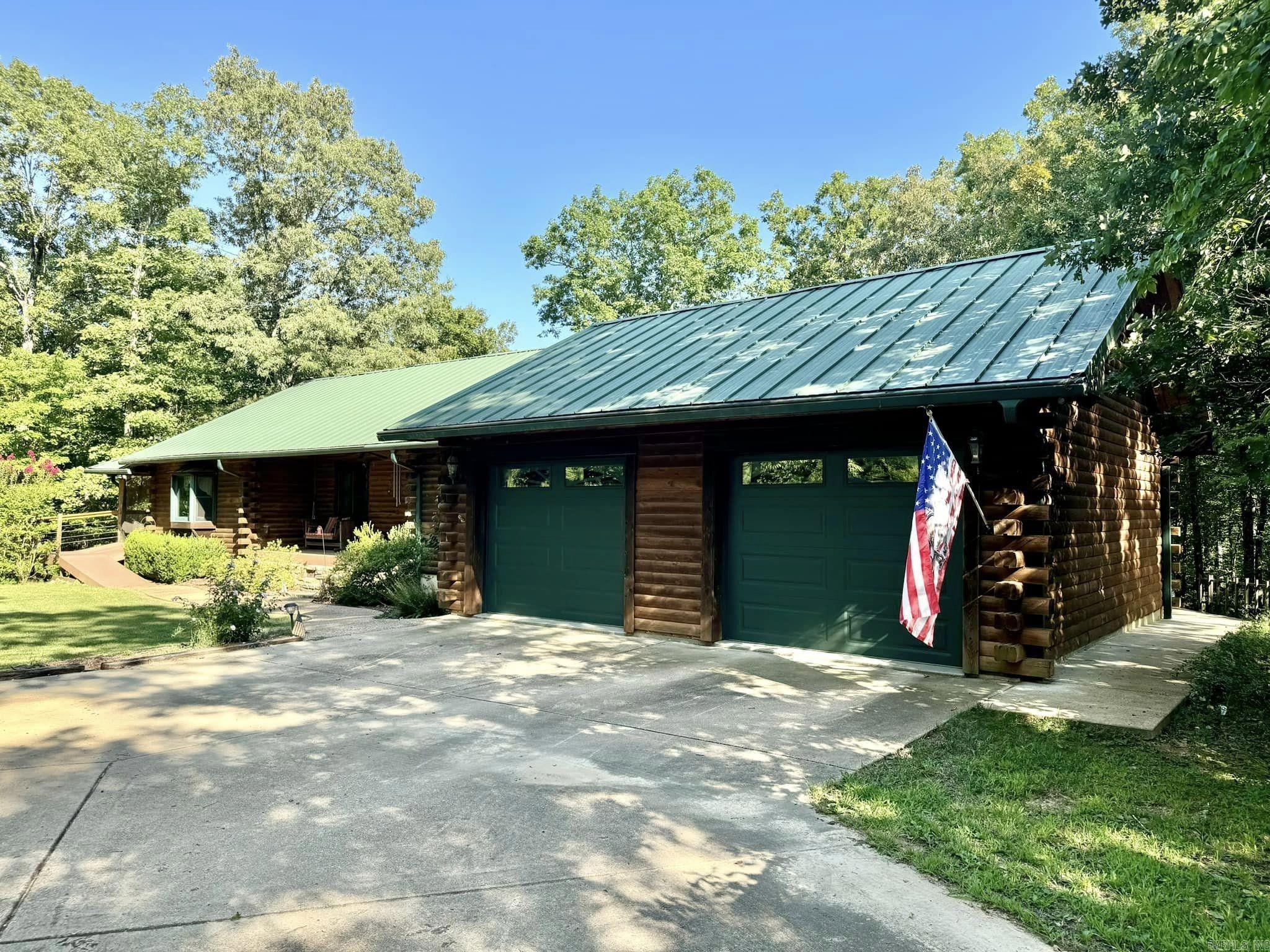 4003  Sunny Fox  Mountain View, AR
