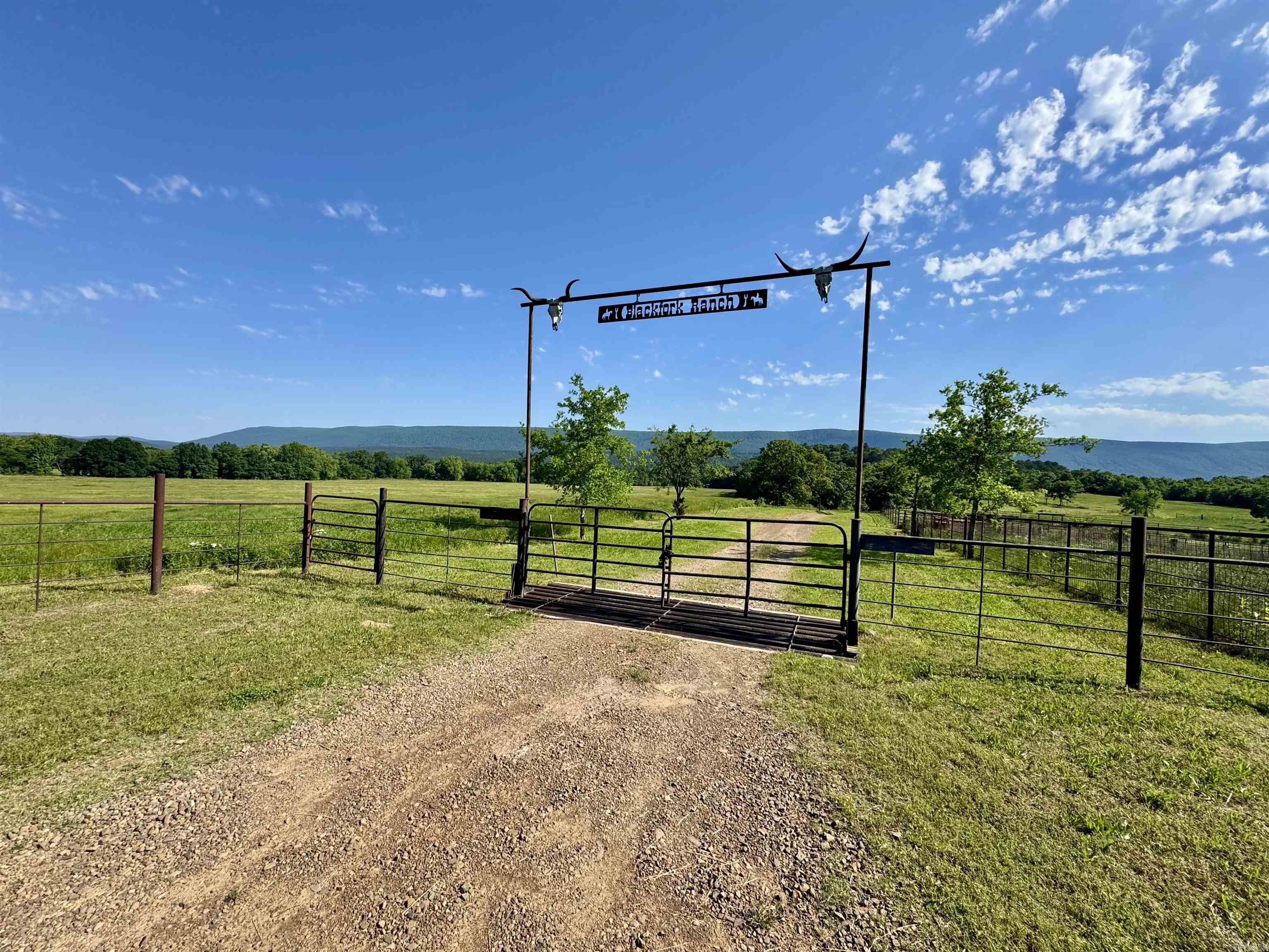 35871  Blackfork  Mena, AR