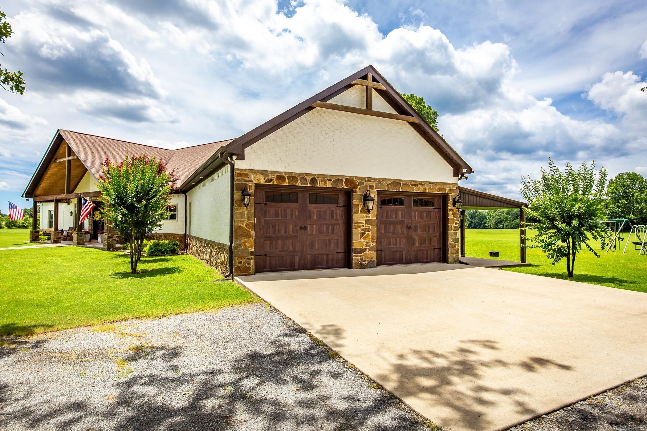 2494  Highway 236 E  Lonoke, AR