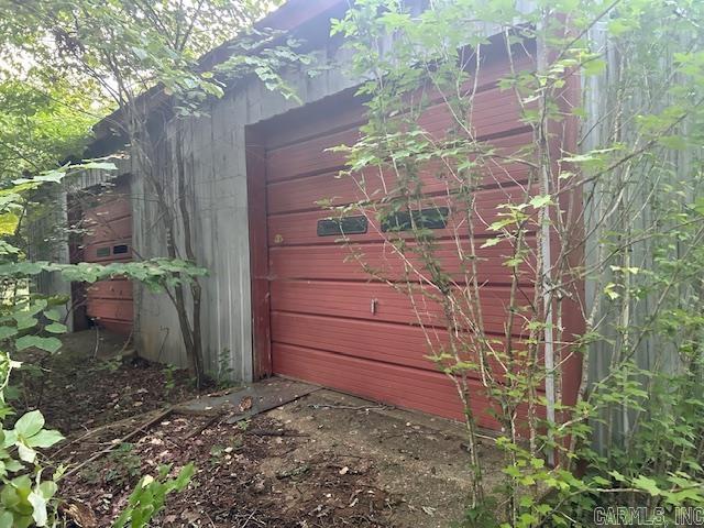 1602  Turkey Creek  Mountain View, AR