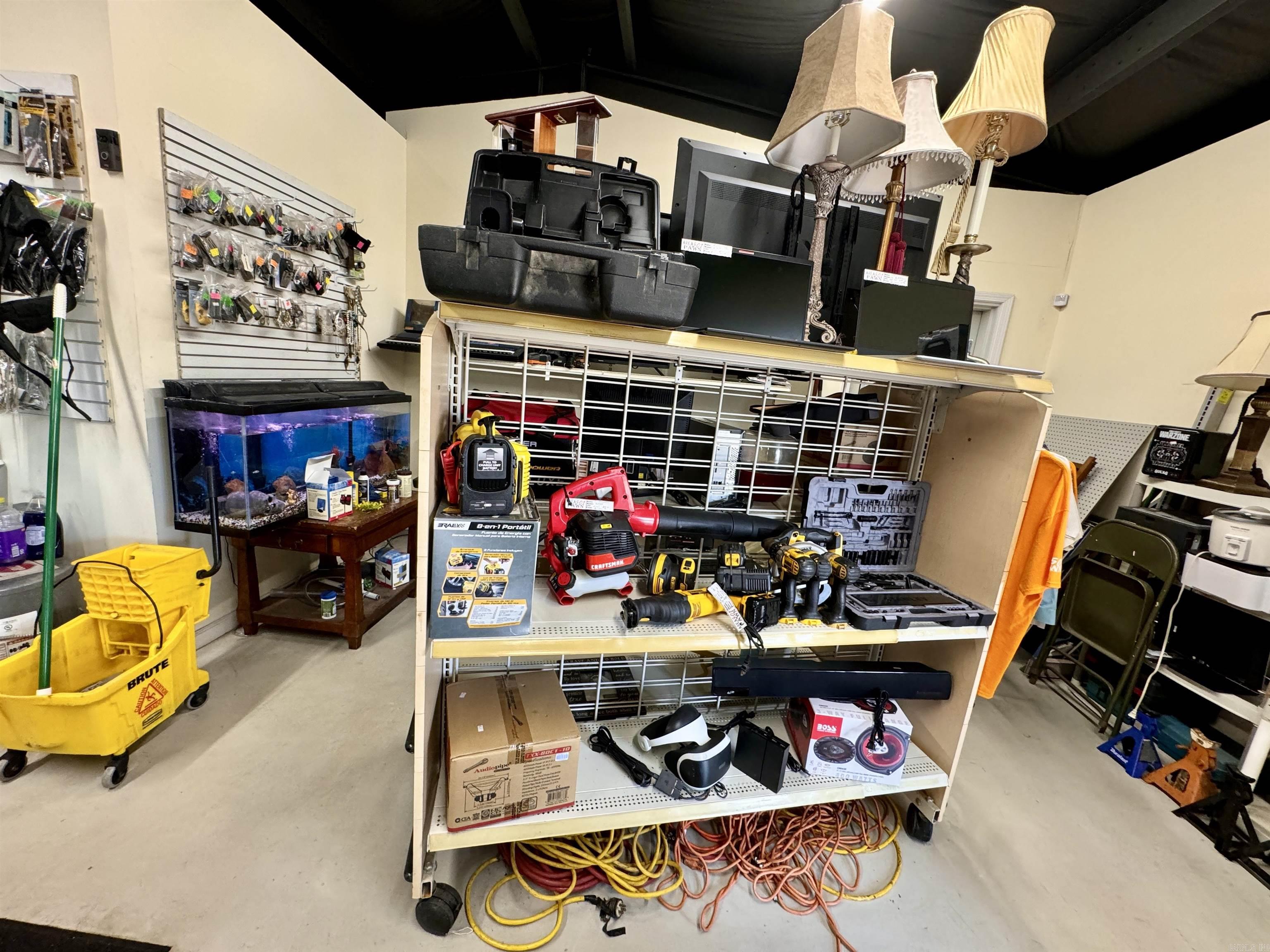 300 W Broadway Street  Morrilton, AR
