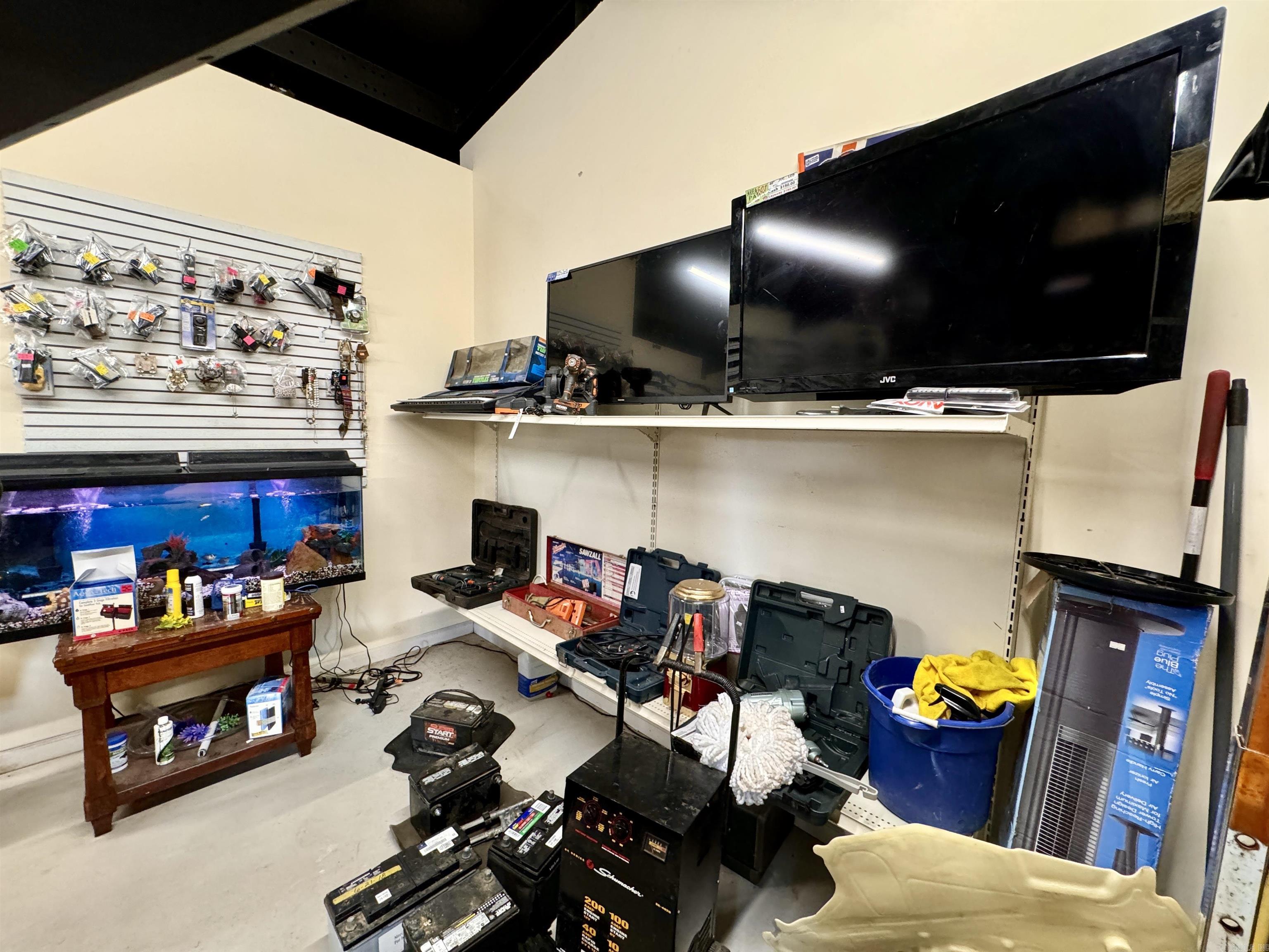 300 W Broadway Street  Morrilton, AR