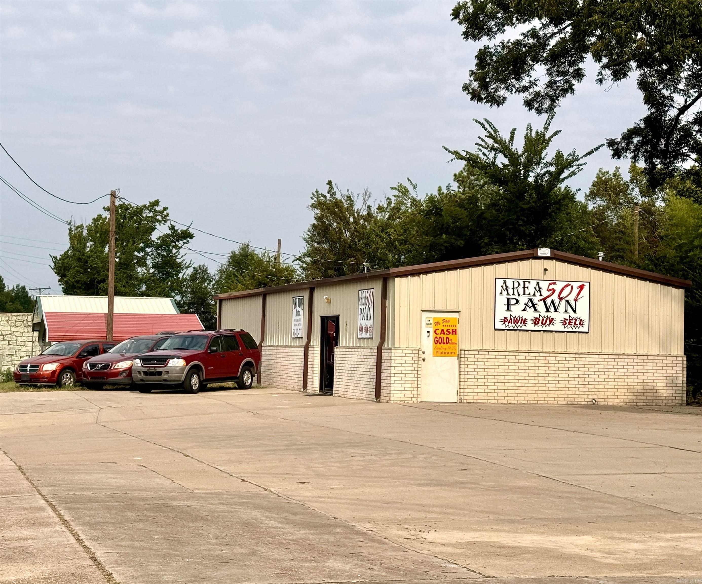 300 W Broadway Street  Morrilton, AR