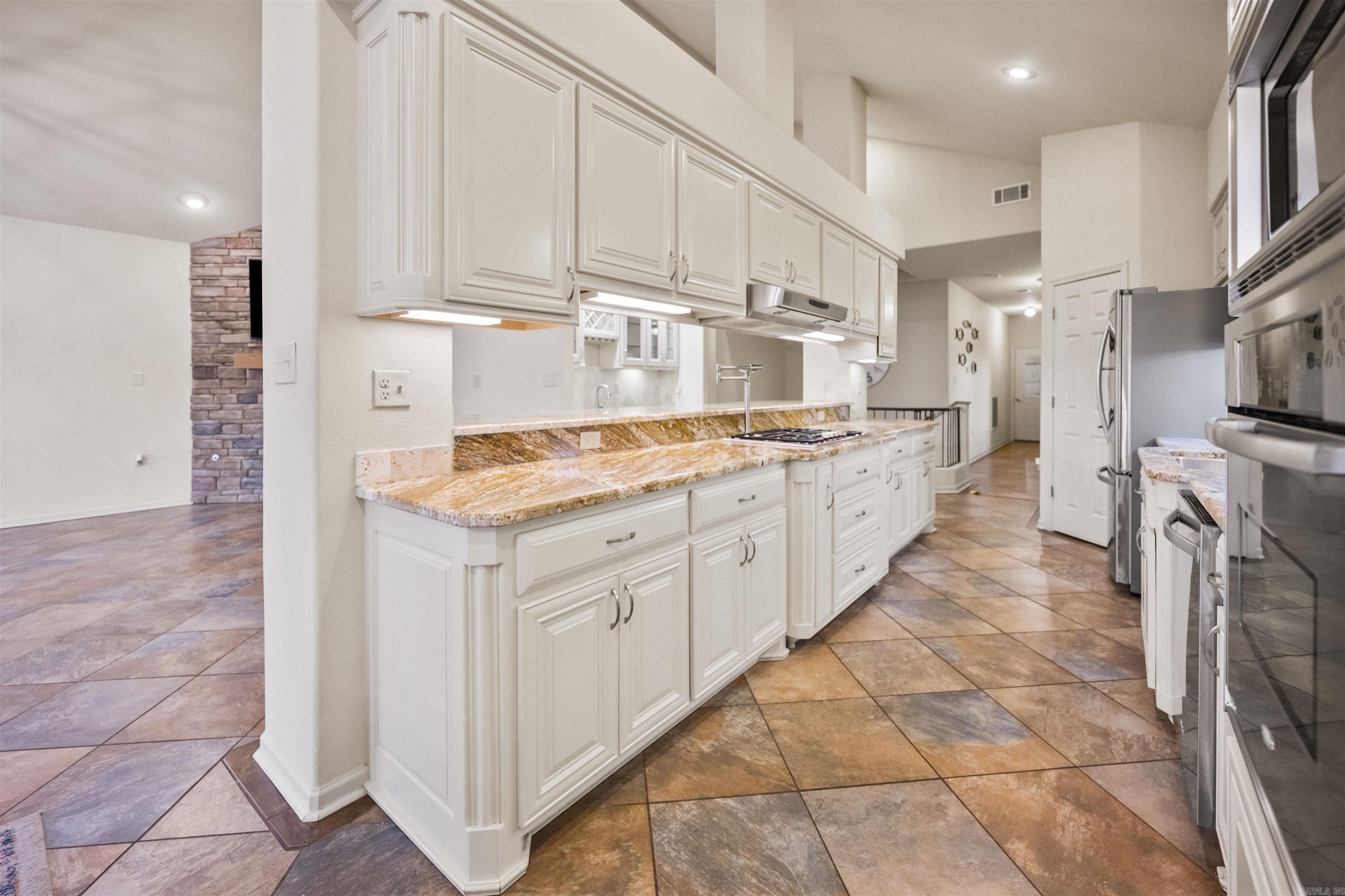 206  Houston  Hot Springs, AR