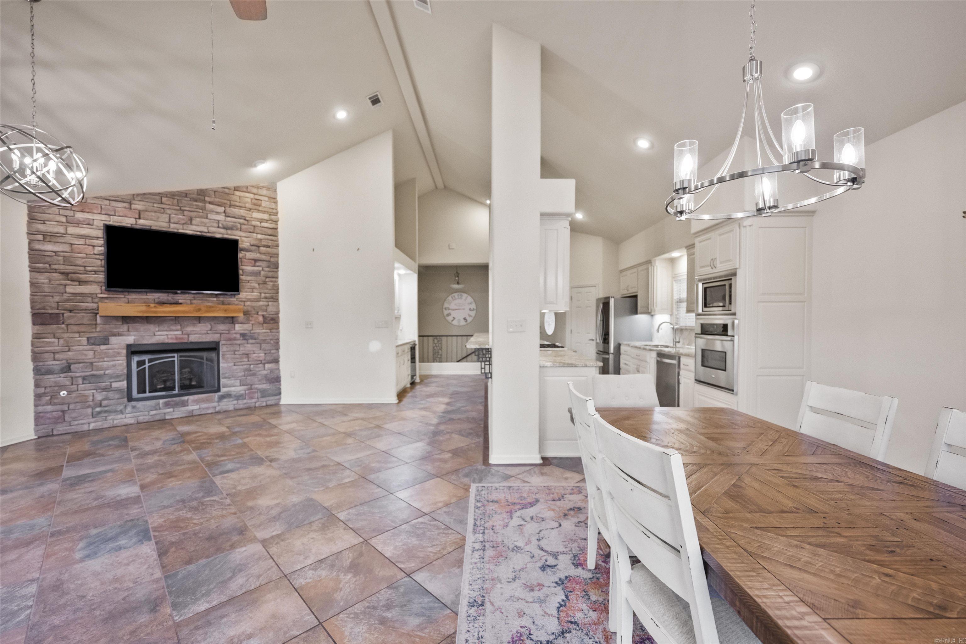 206  Houston  Hot Springs, AR
