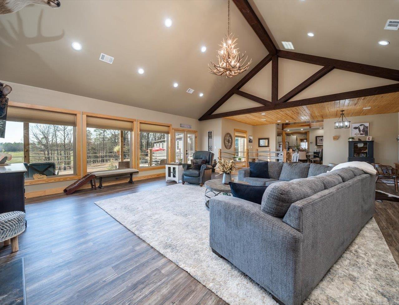 2060  Nubbin Ridge  Royal, AR
