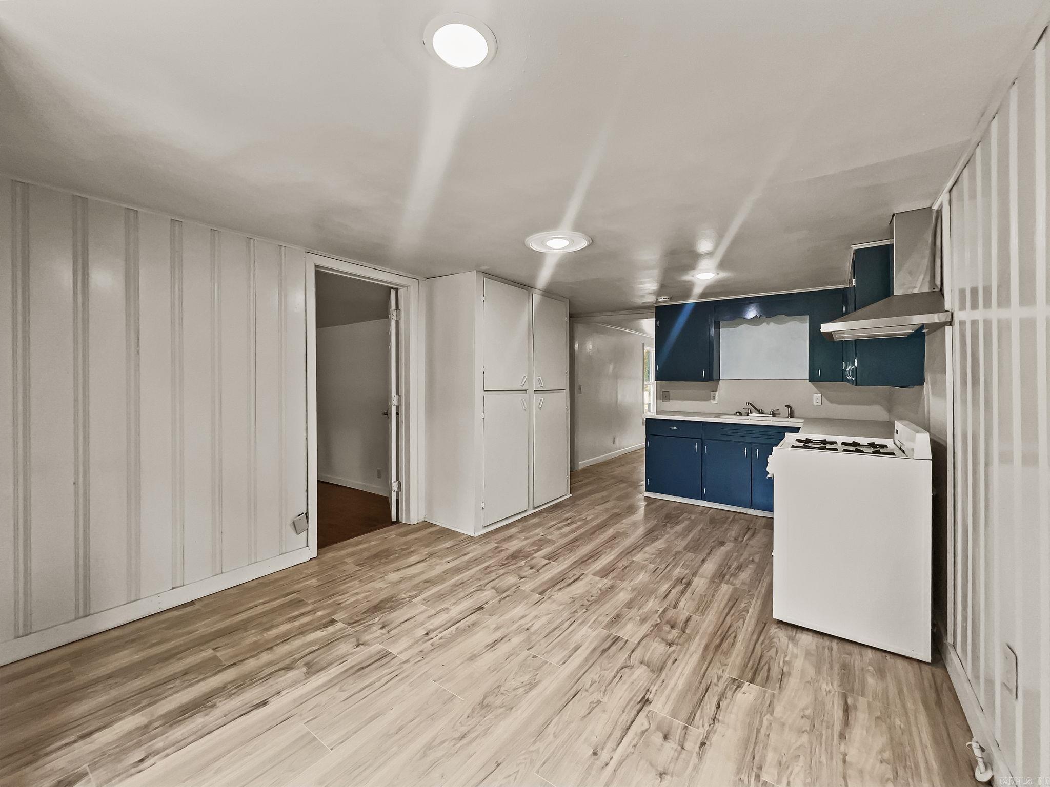 541 S 2nd St  Foreman, AR