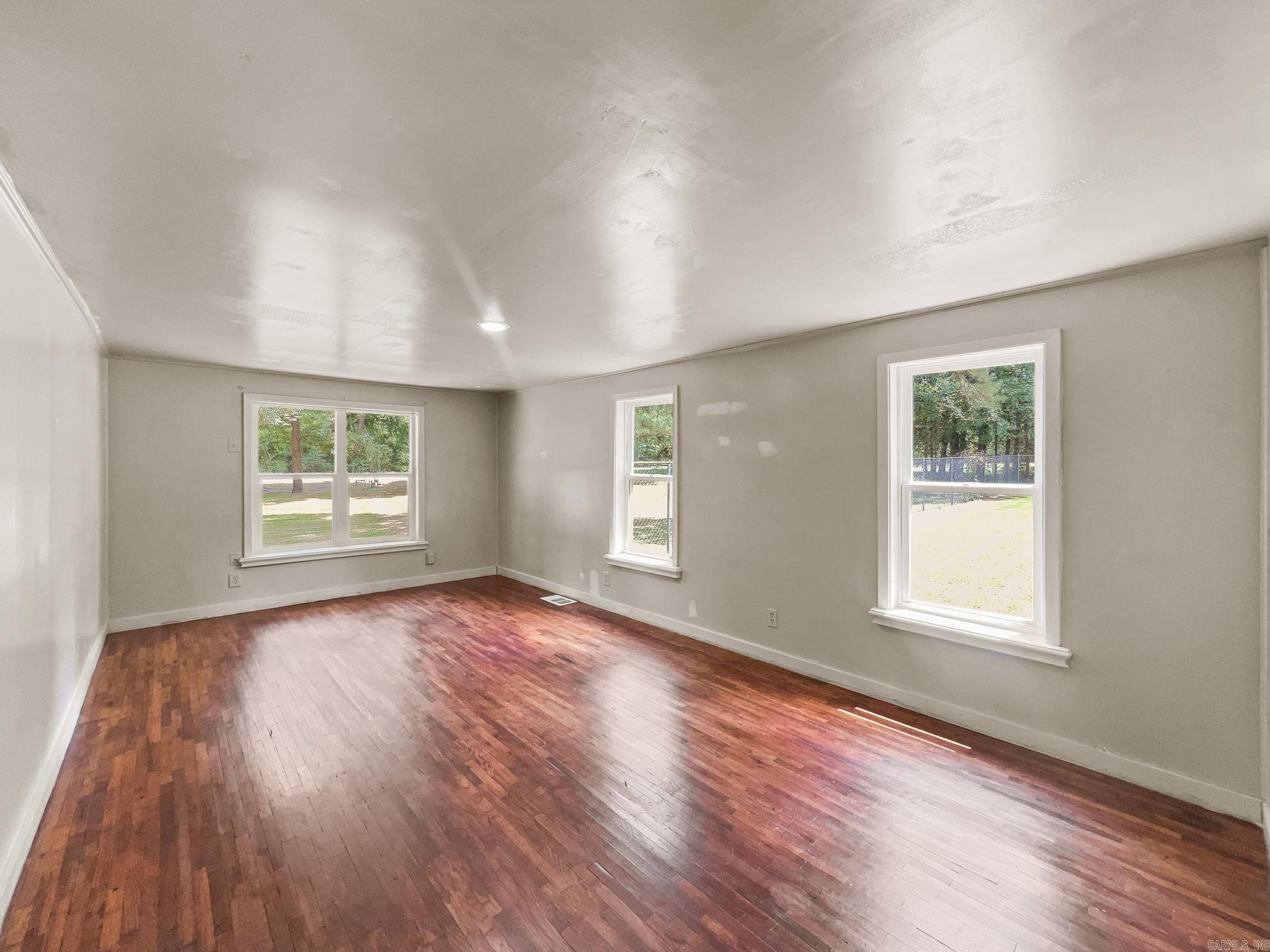 541 S 2nd St  Foreman, AR