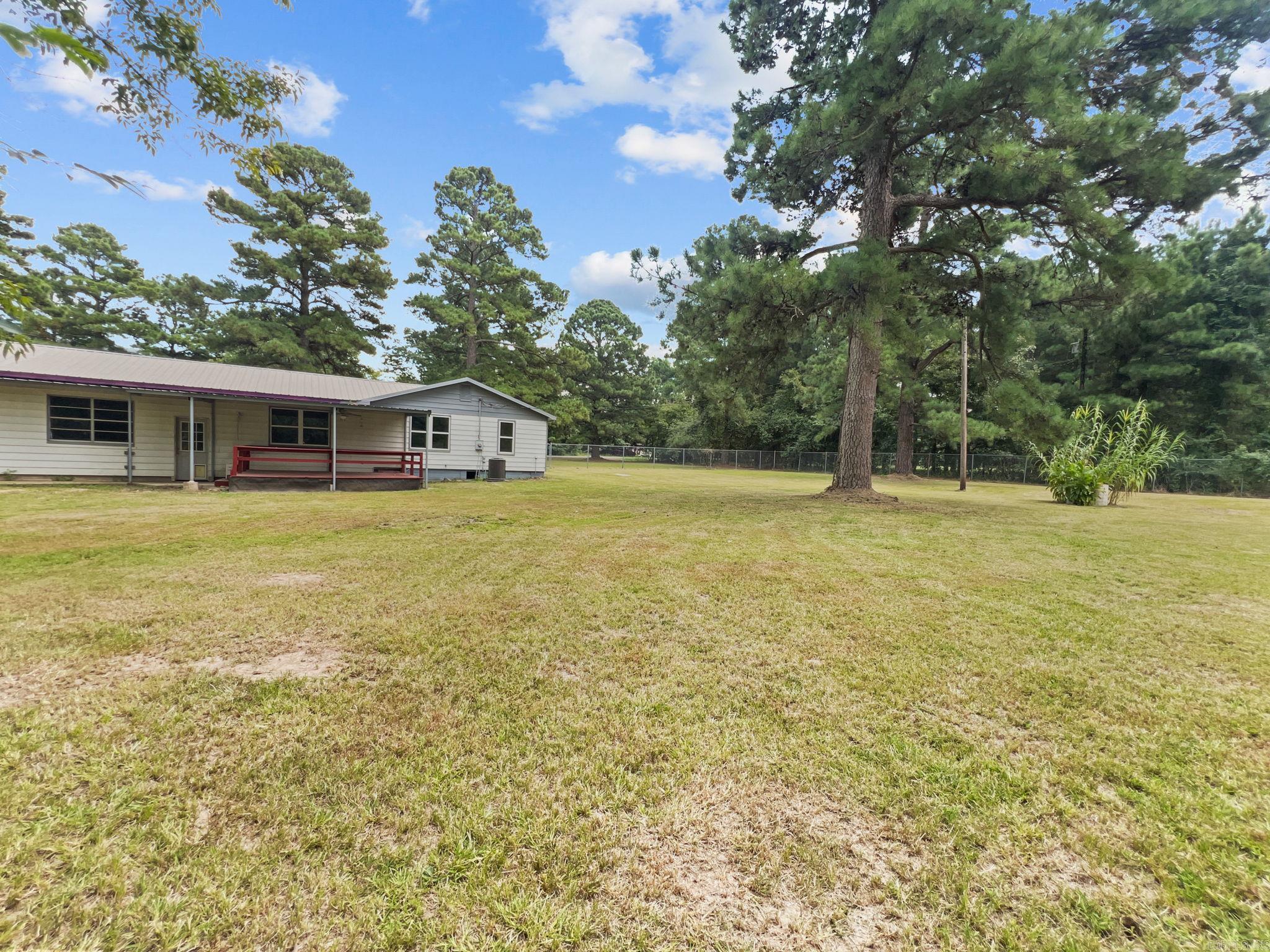 541 S 2nd St  Foreman, AR