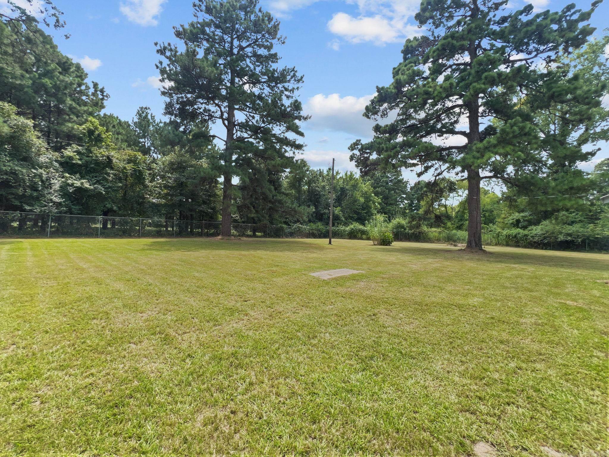 541 S 2nd St  Foreman, AR