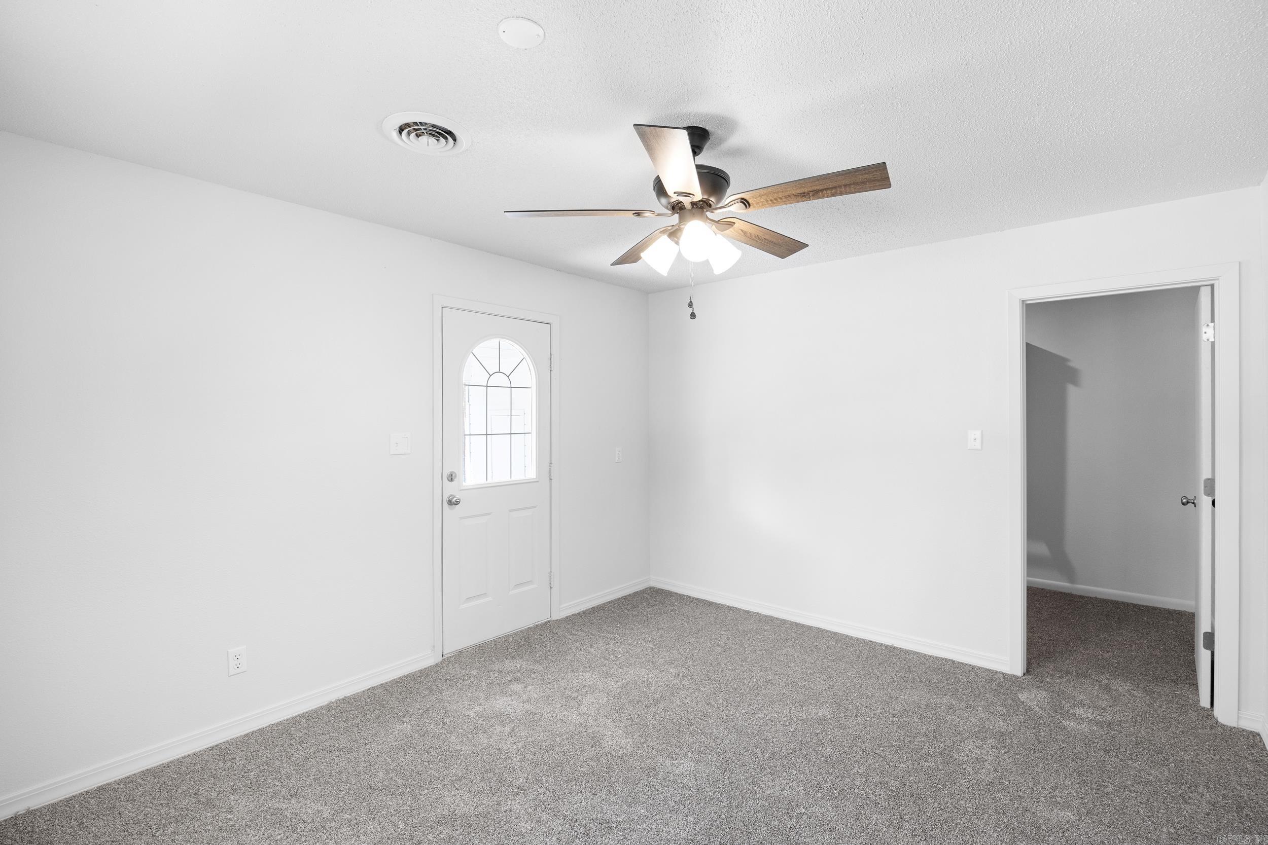 905 N Frankfort  Russellville, AR