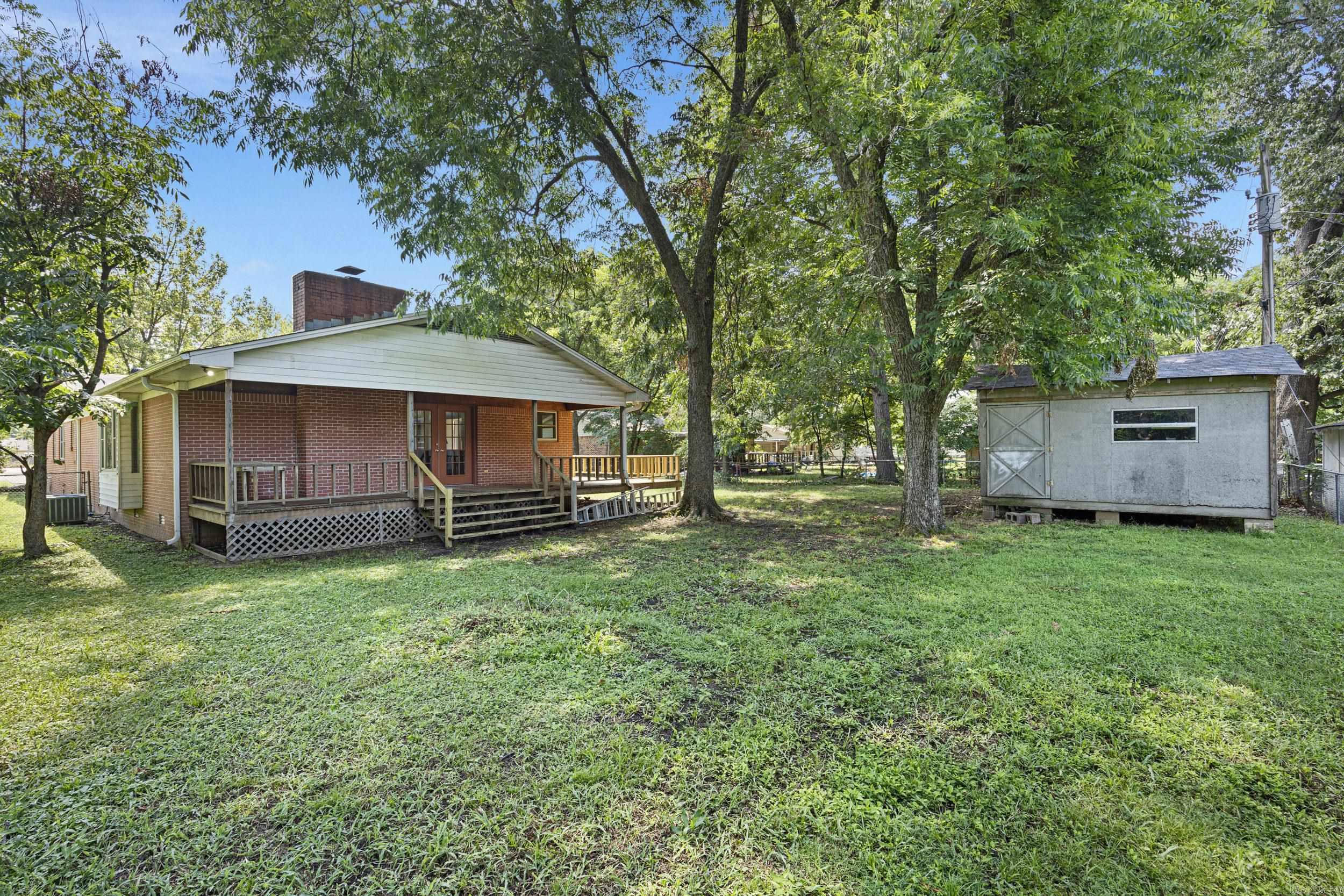 905 N Frankfort  Russellville, AR