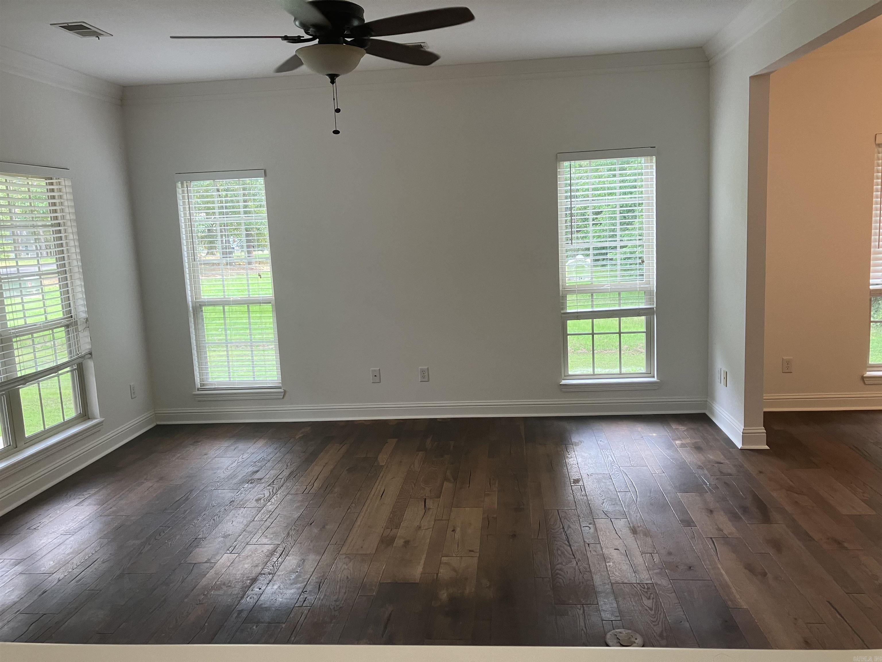 45 SOUTH DR. #16 Greers Ferry, AR 72067