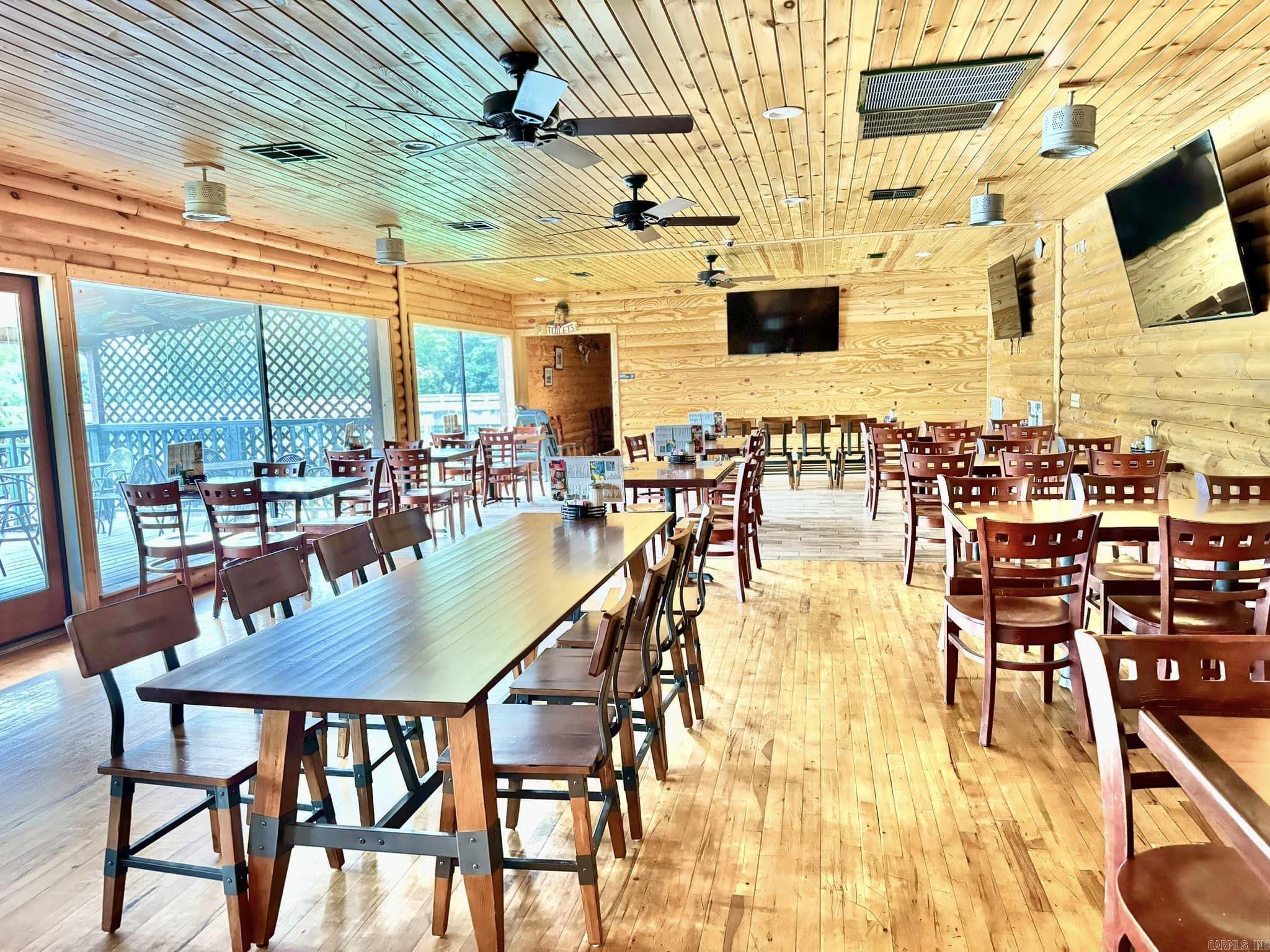 23080 N Hwy 5  Mountain View, AR