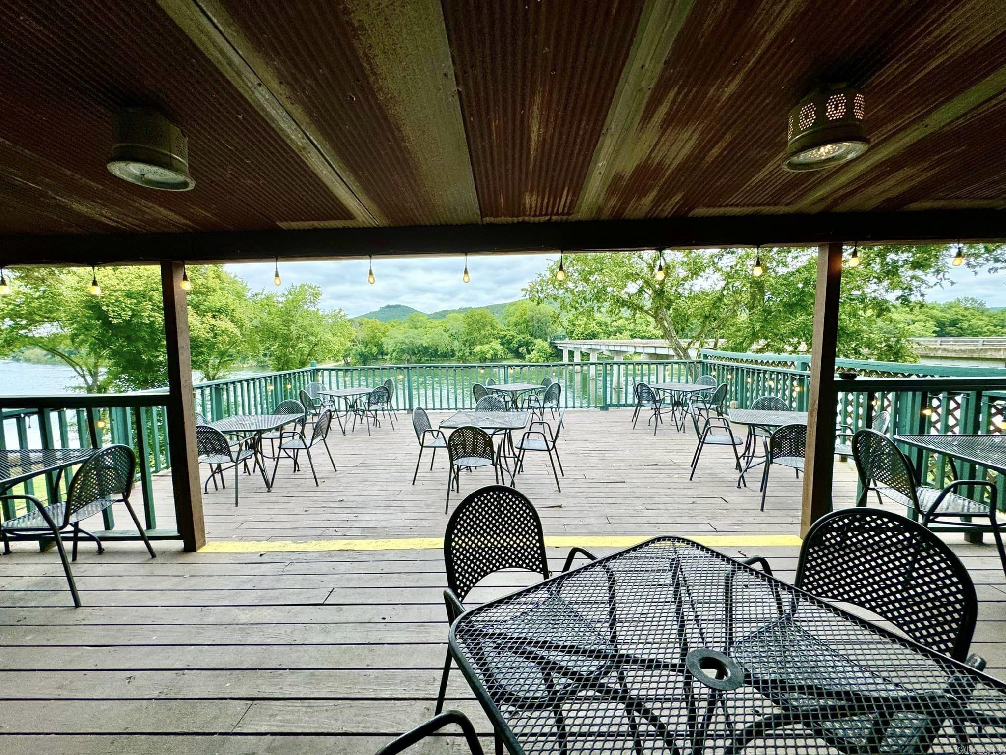 23080 N Hwy 5  Mountain View, AR