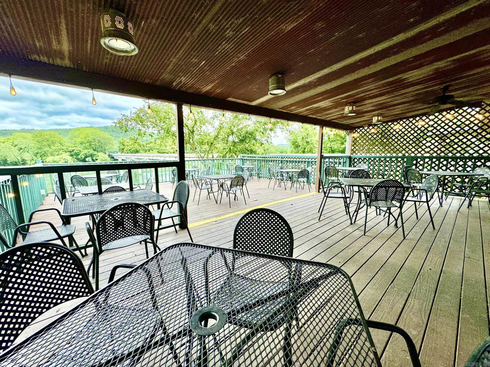 23080 N Hwy 5  Mountain View, AR