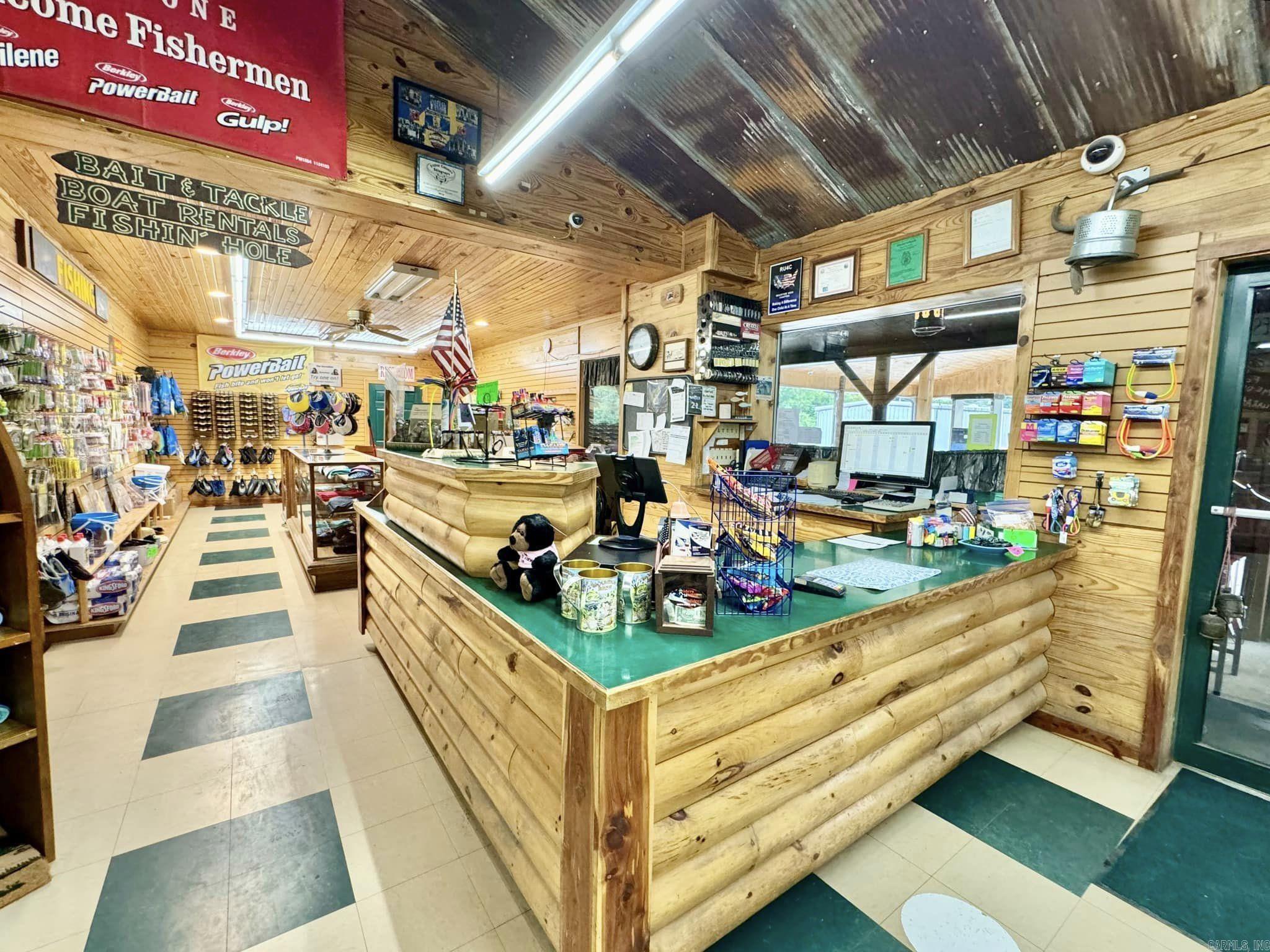23080 N Hwy 5  Mountain View, AR