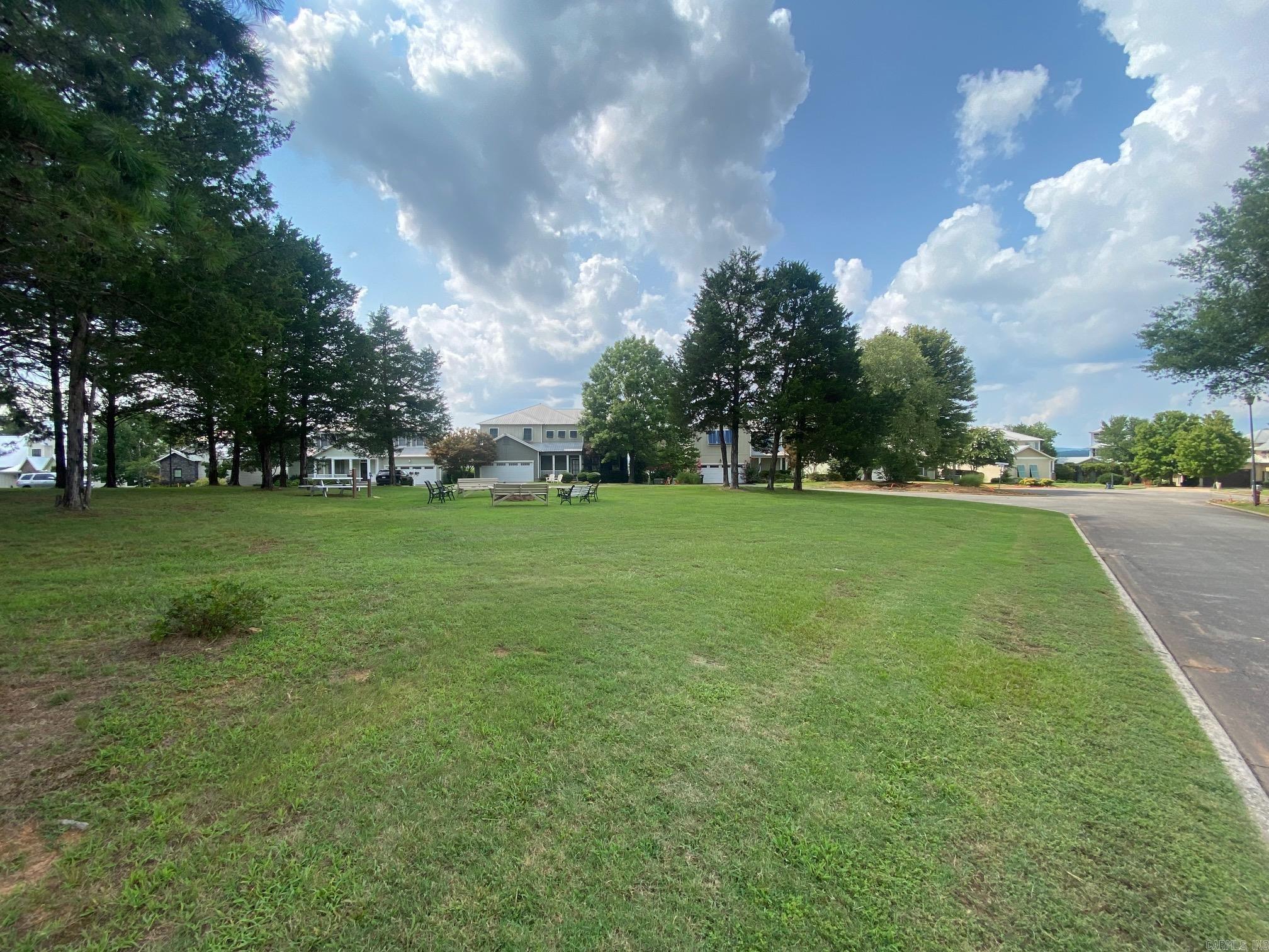   Brighton Pointe Lane  Heber Springs, AR