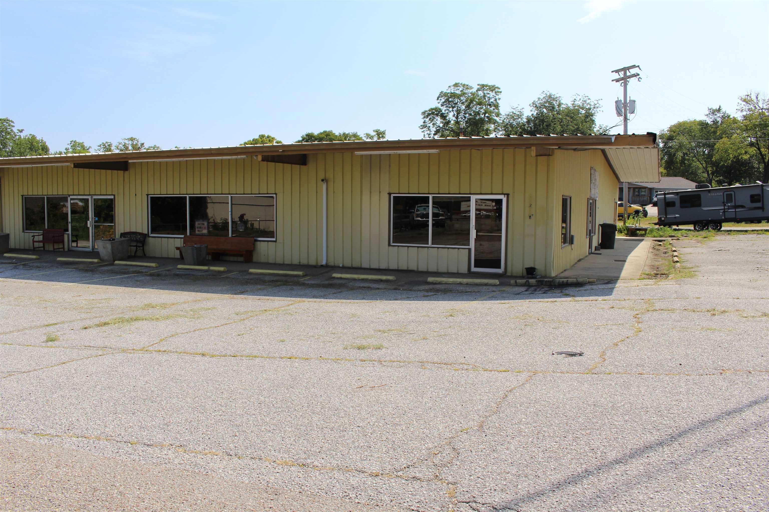 112 W Hwy 270  Mount Ida, AR