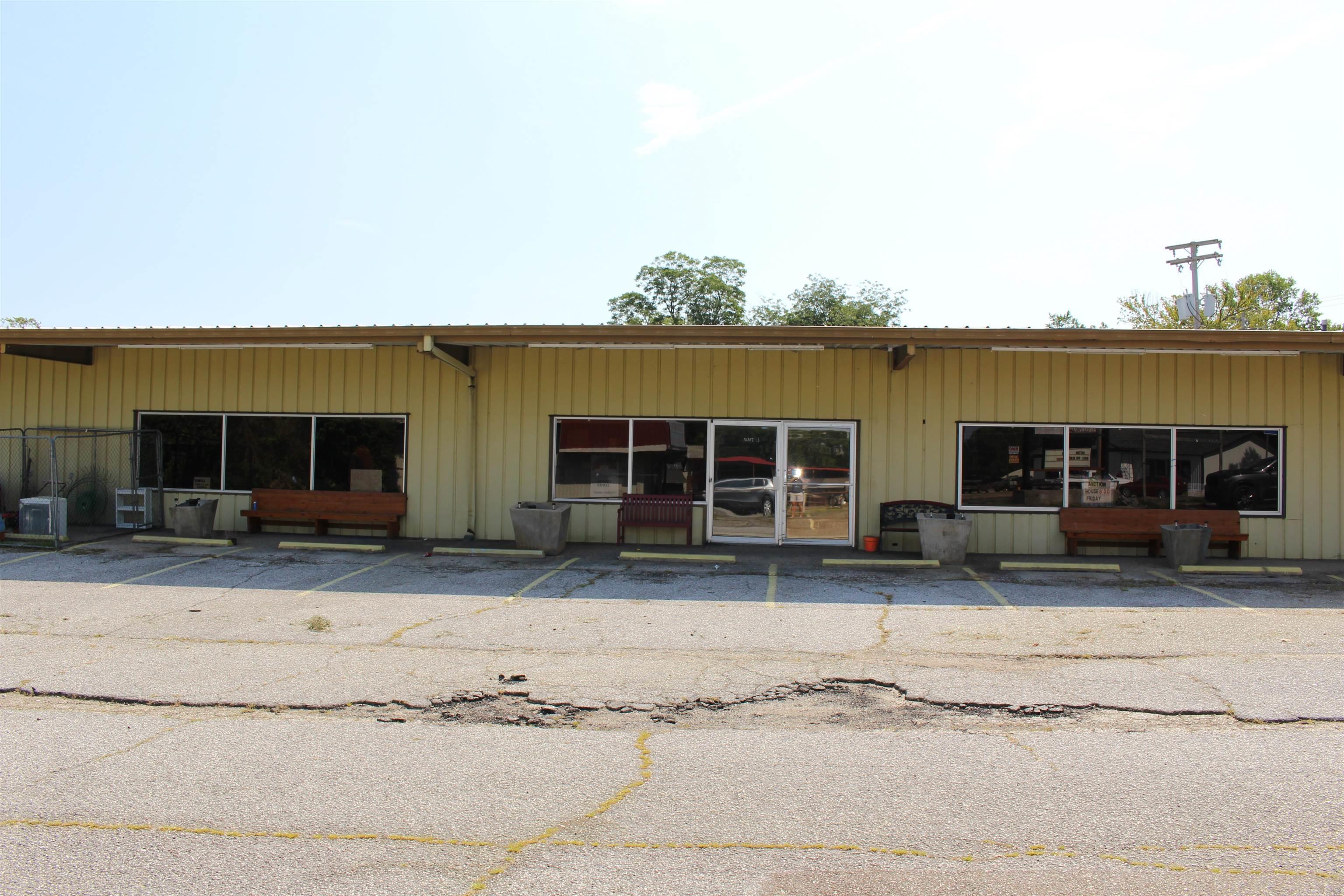 112 W Hwy 270  Mount Ida, AR