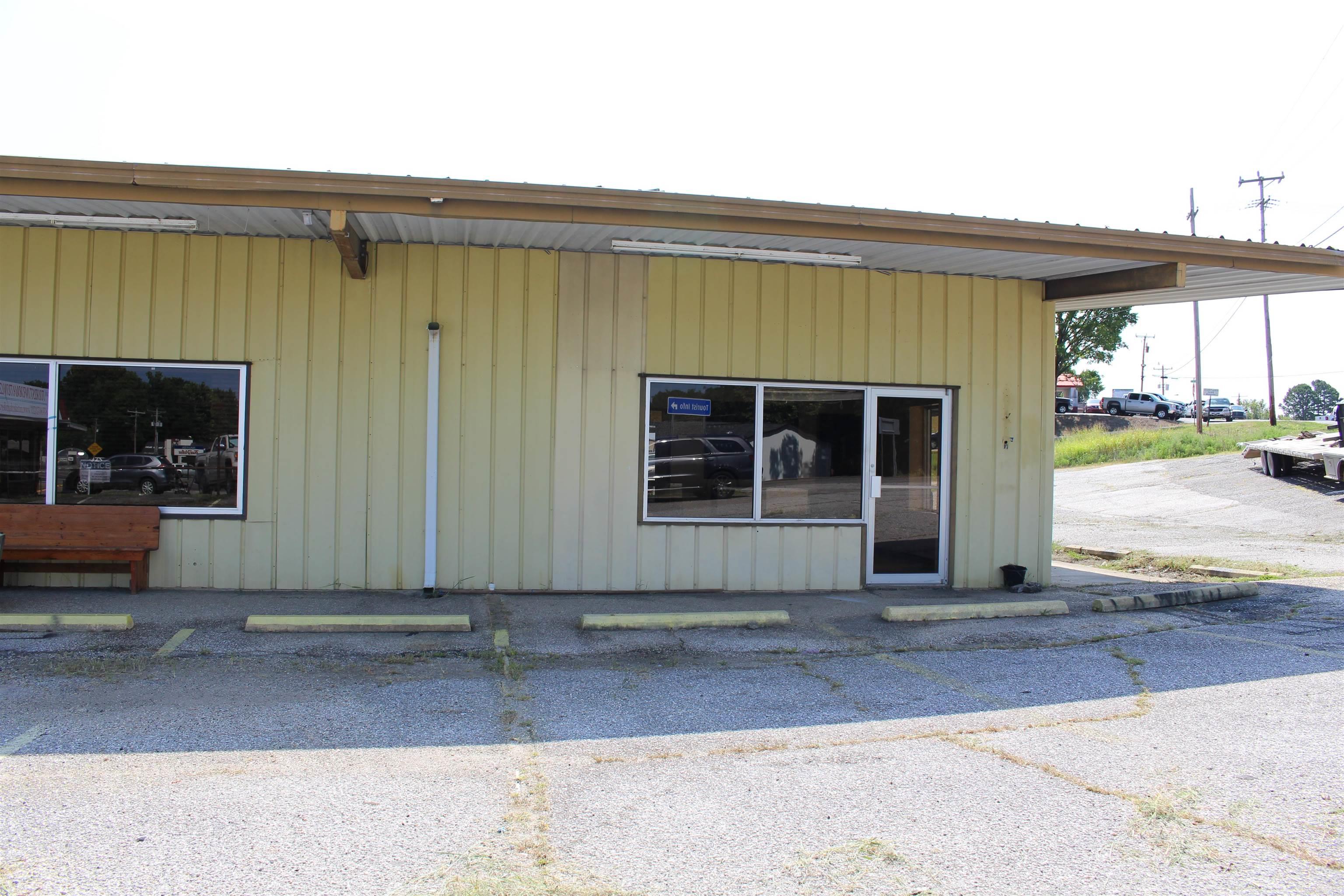 112 W Hwy 270  Mount Ida, AR