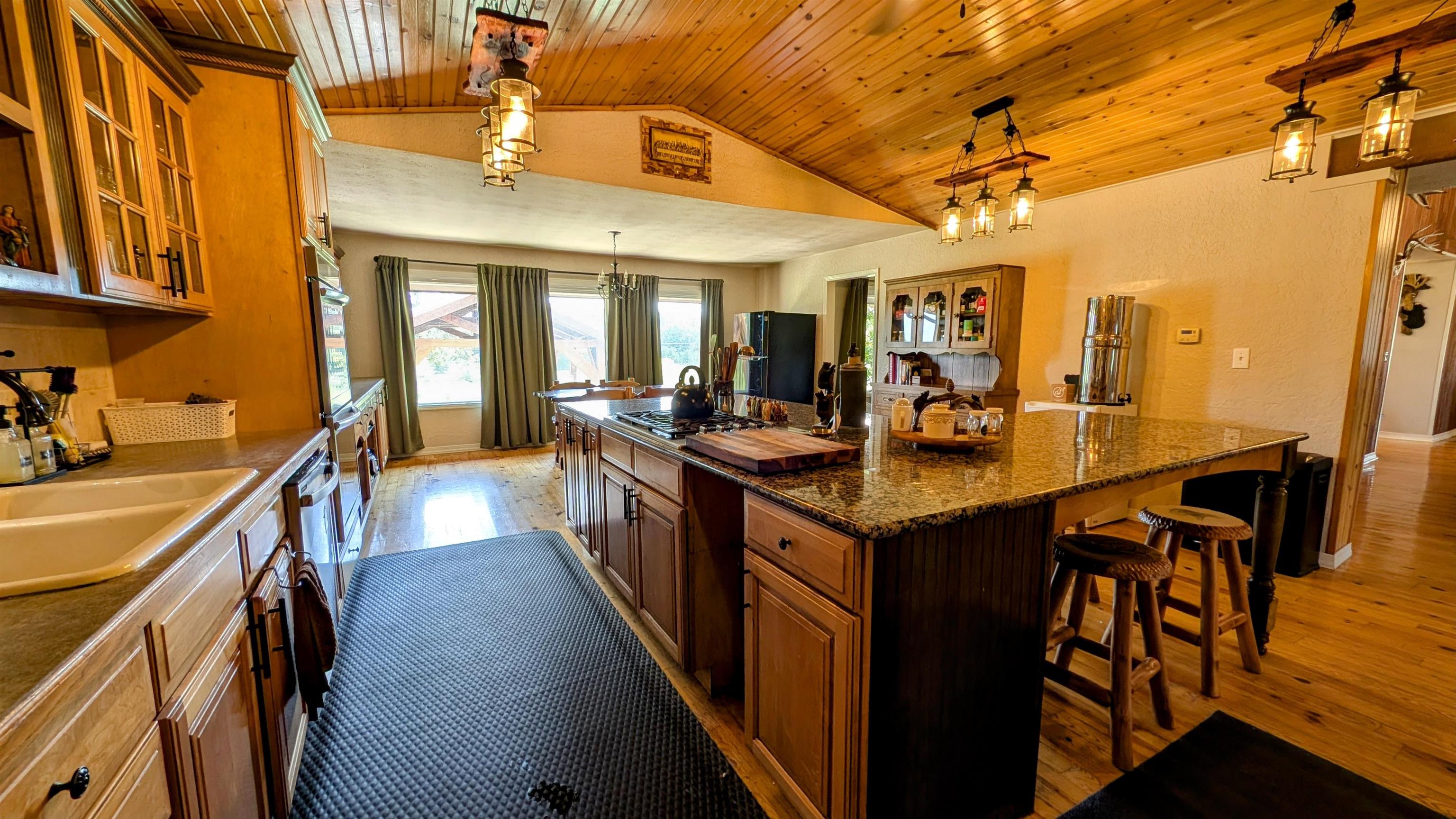 5146 N 9  Salem, AR