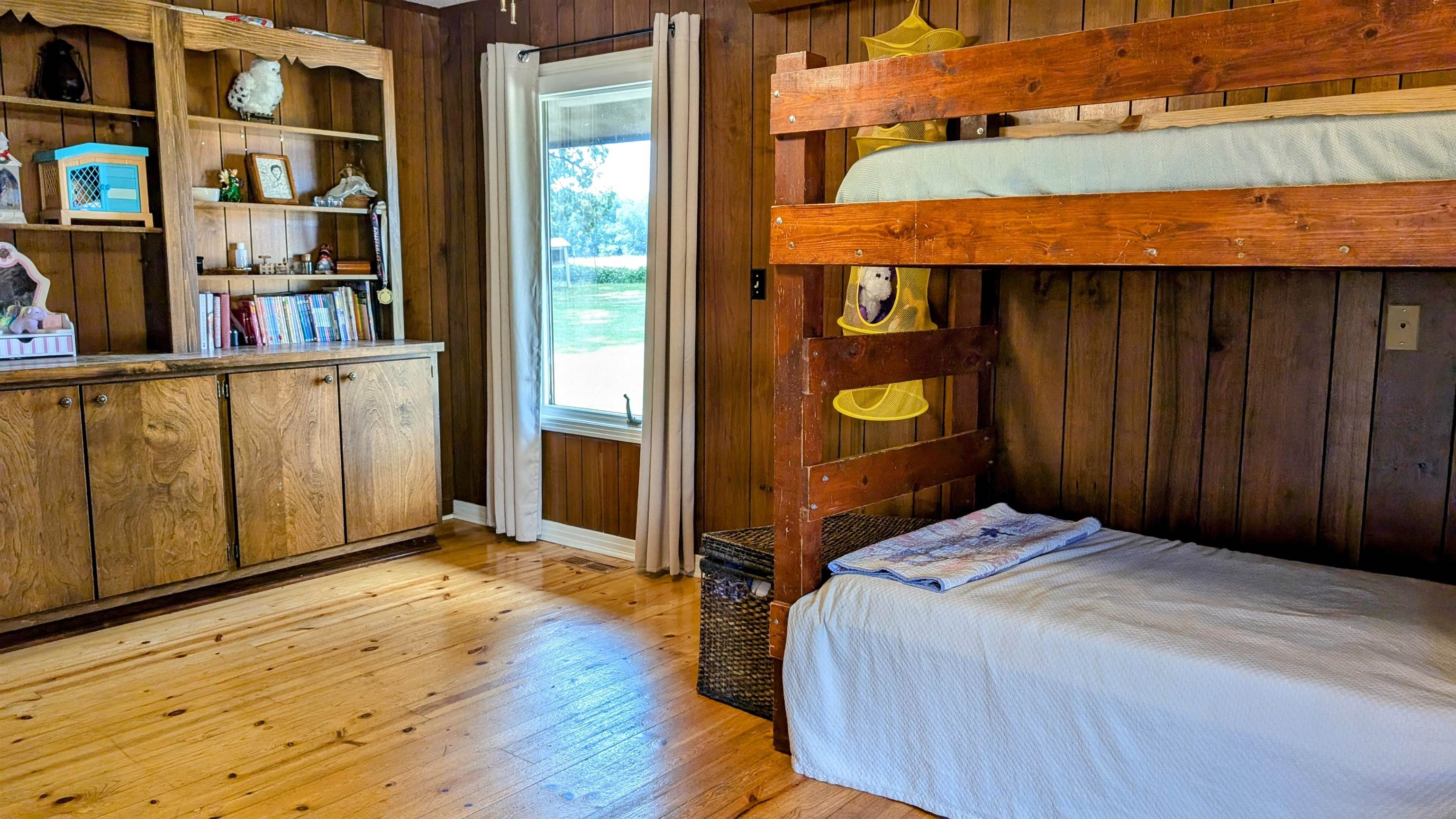 5146 N 9  Salem, AR