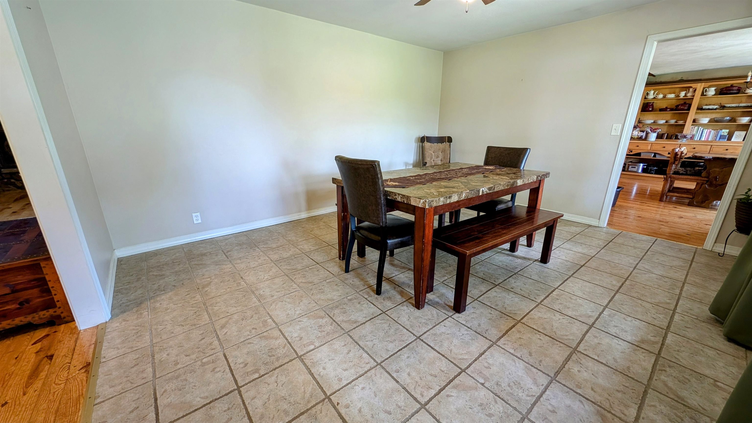 5146 N 9  Salem, AR