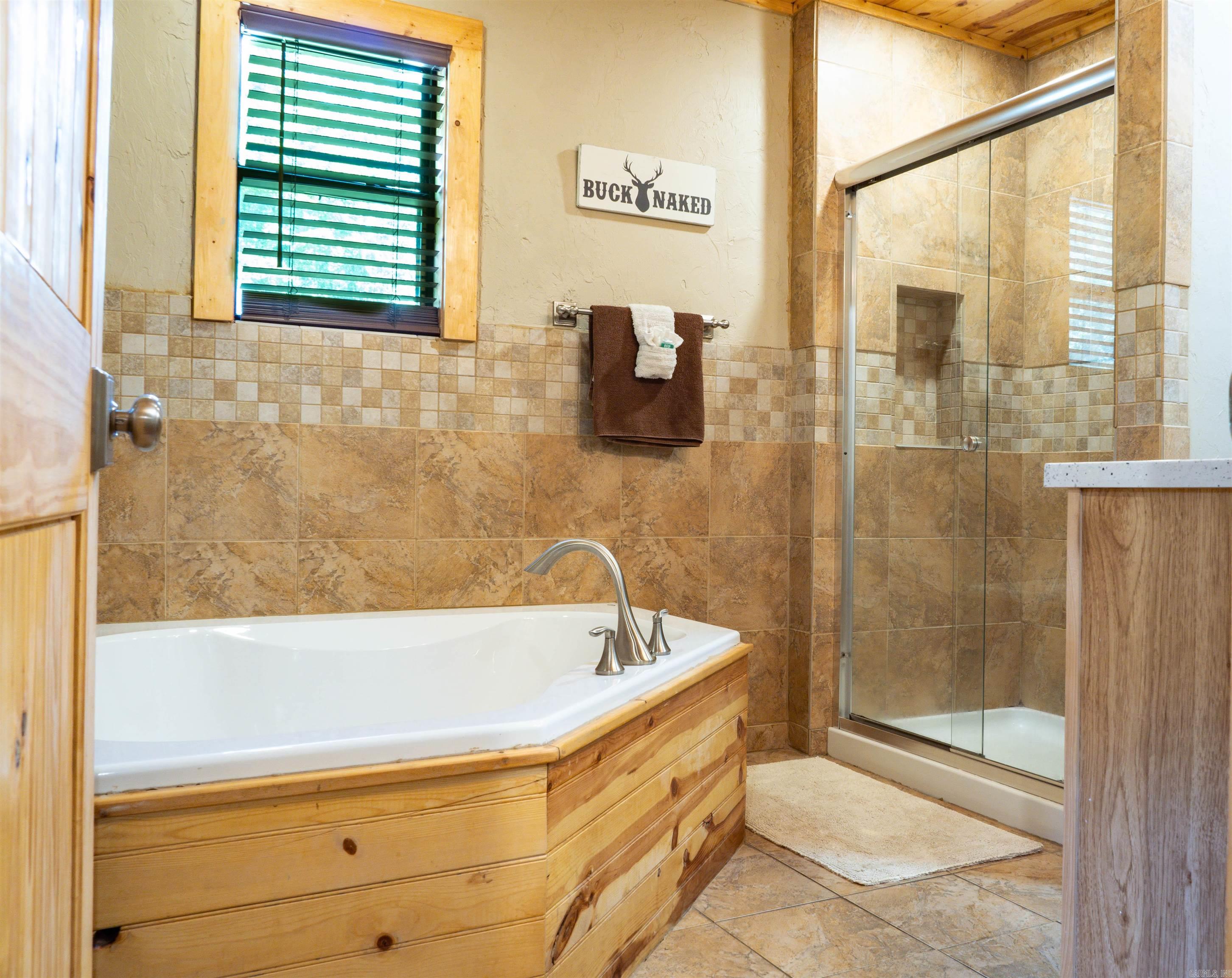 172  Cedar Creek  Hochatown, OK
