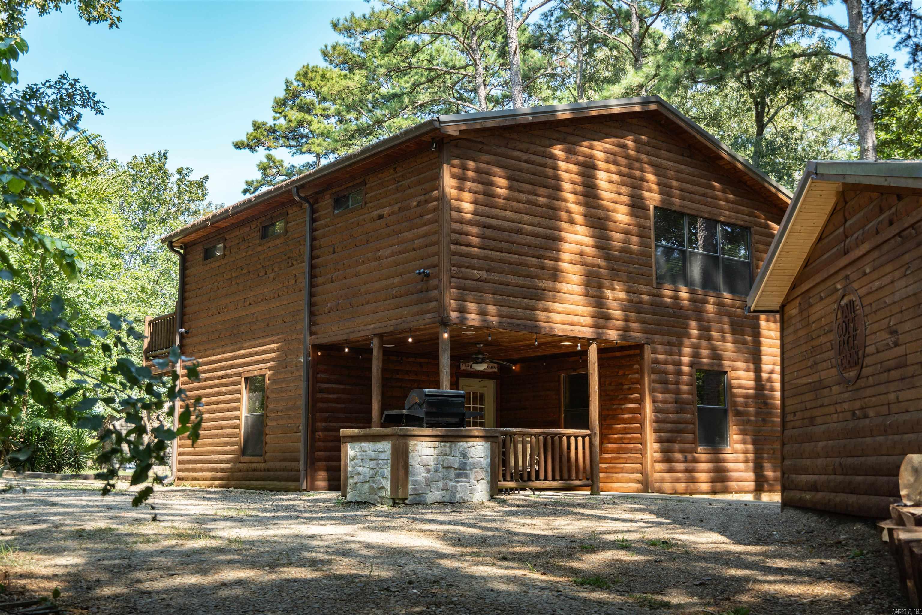 172  Cedar Creek  Hochatown, OK