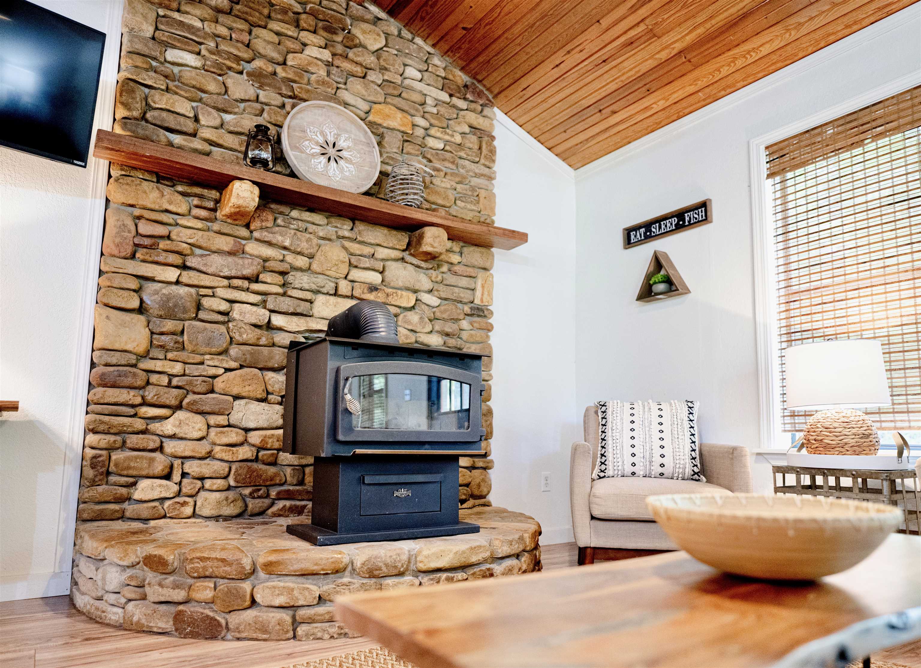 966  Pinewood Lane  Mountain View, AR