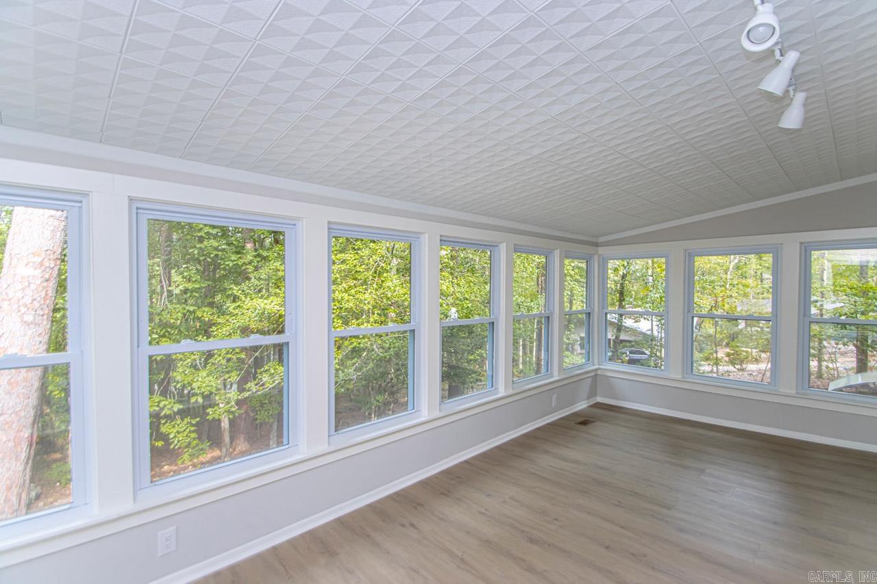 52 N Badalona Drive Hot Springs Village, AR 71909