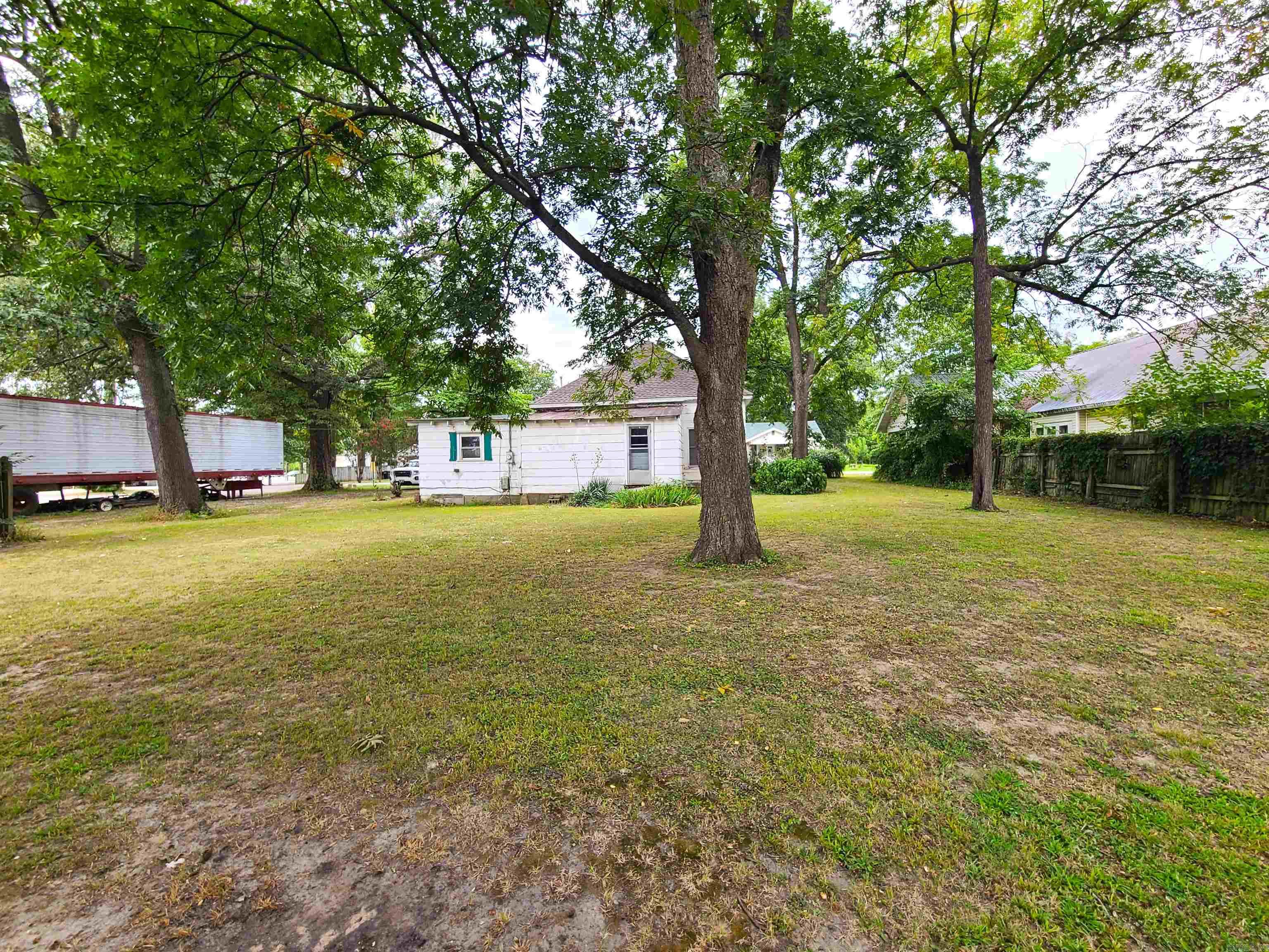 187 N Monroe  Piggott, AR