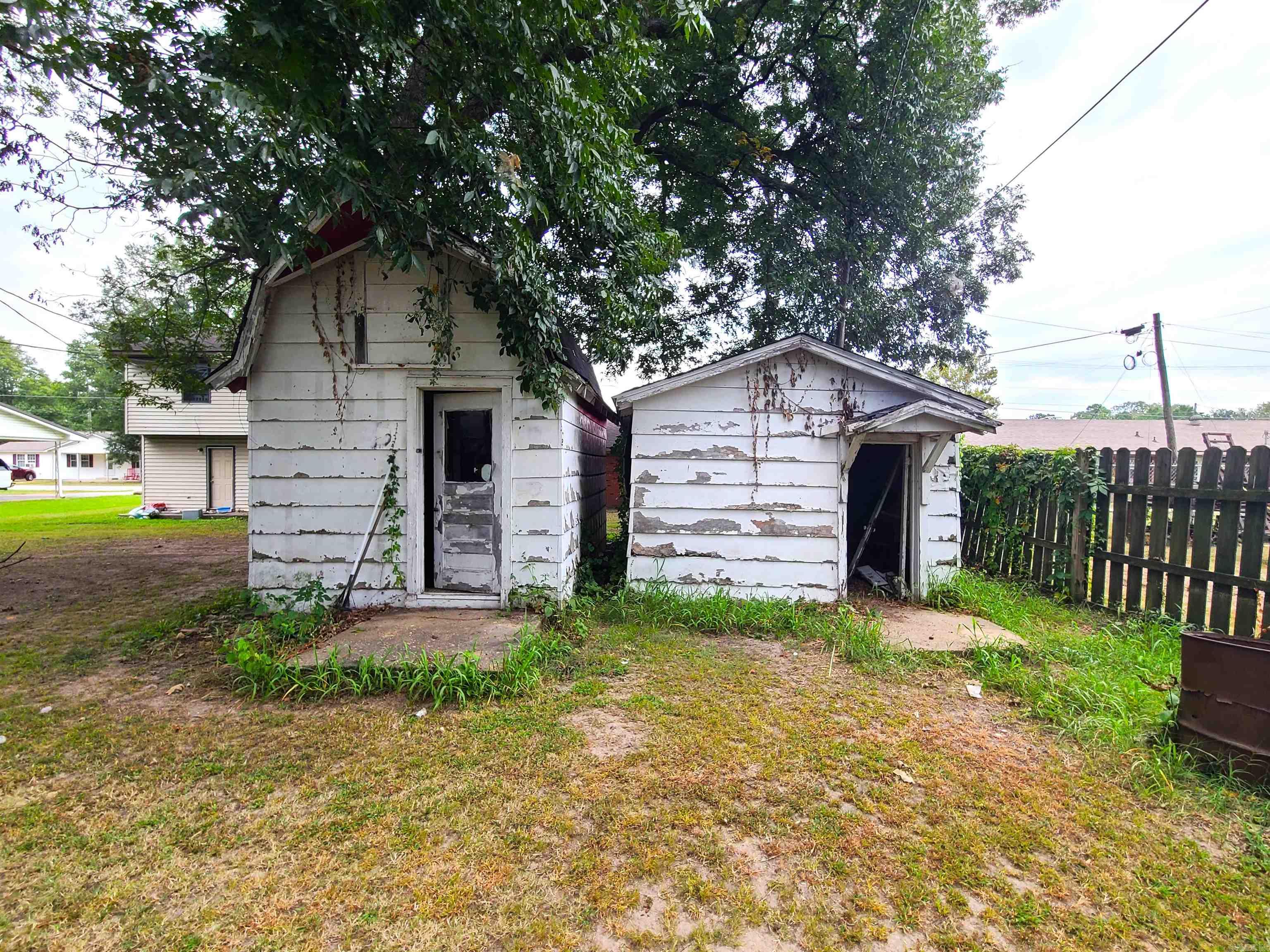 187 N Monroe  Piggott, AR