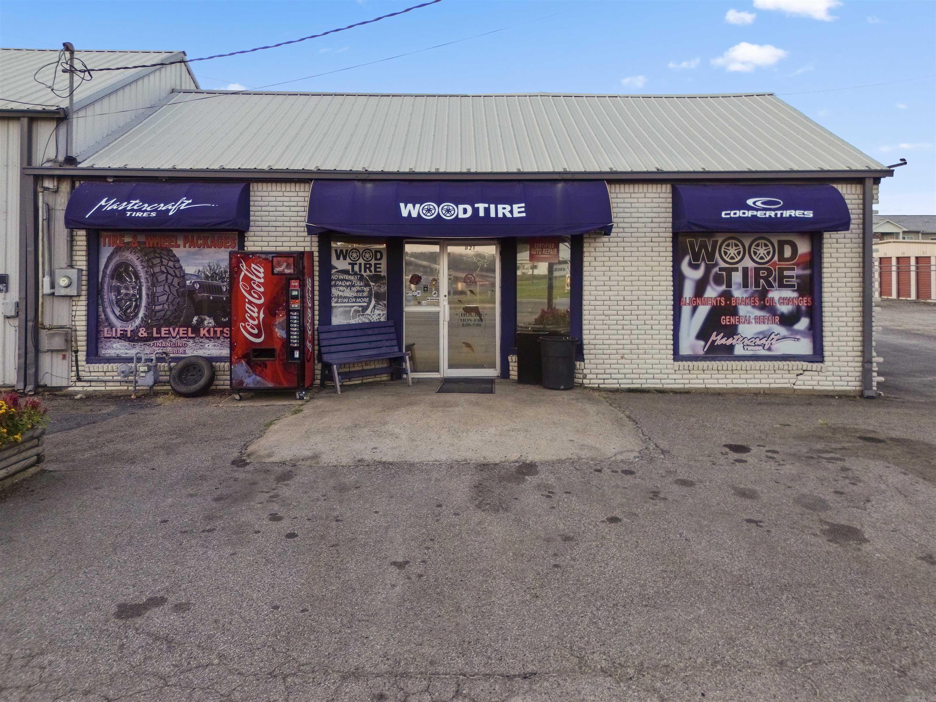 821 E Main  Clarksville, AR