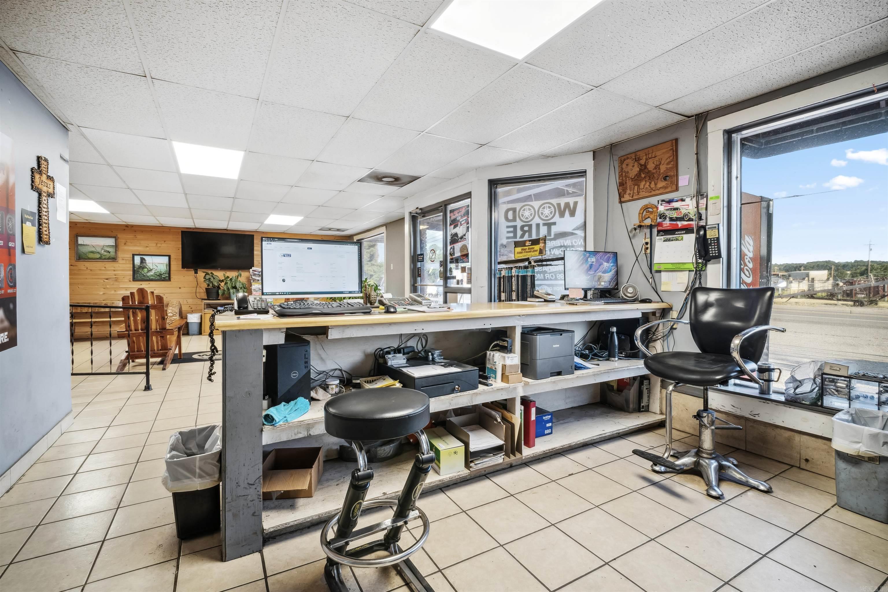 821 E Main  Clarksville, AR