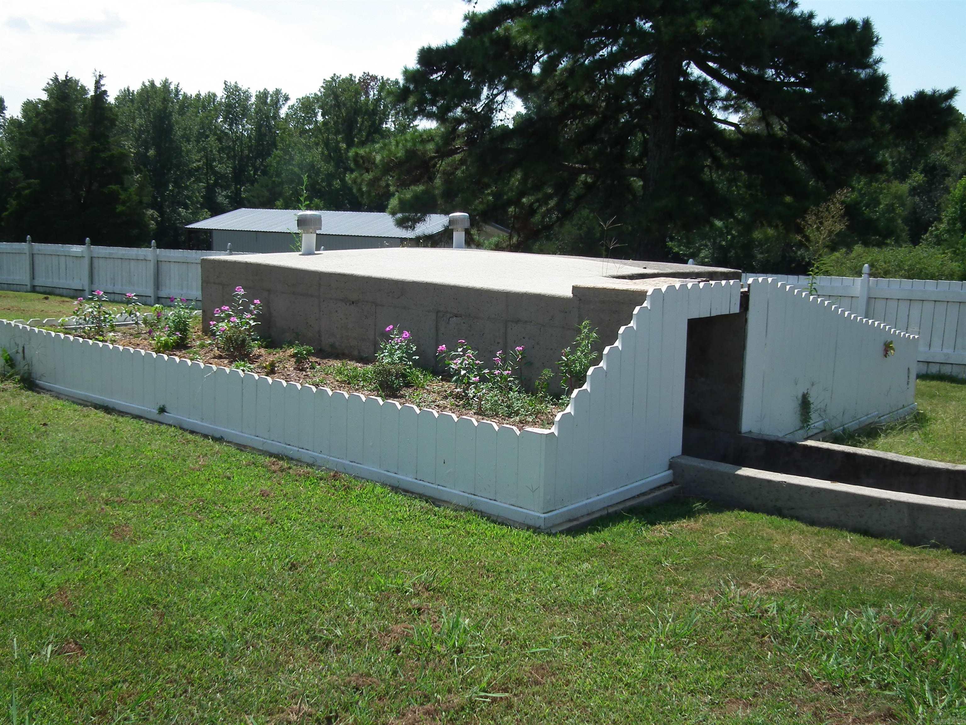 359  Pin Oak West  Rose Bud, AR