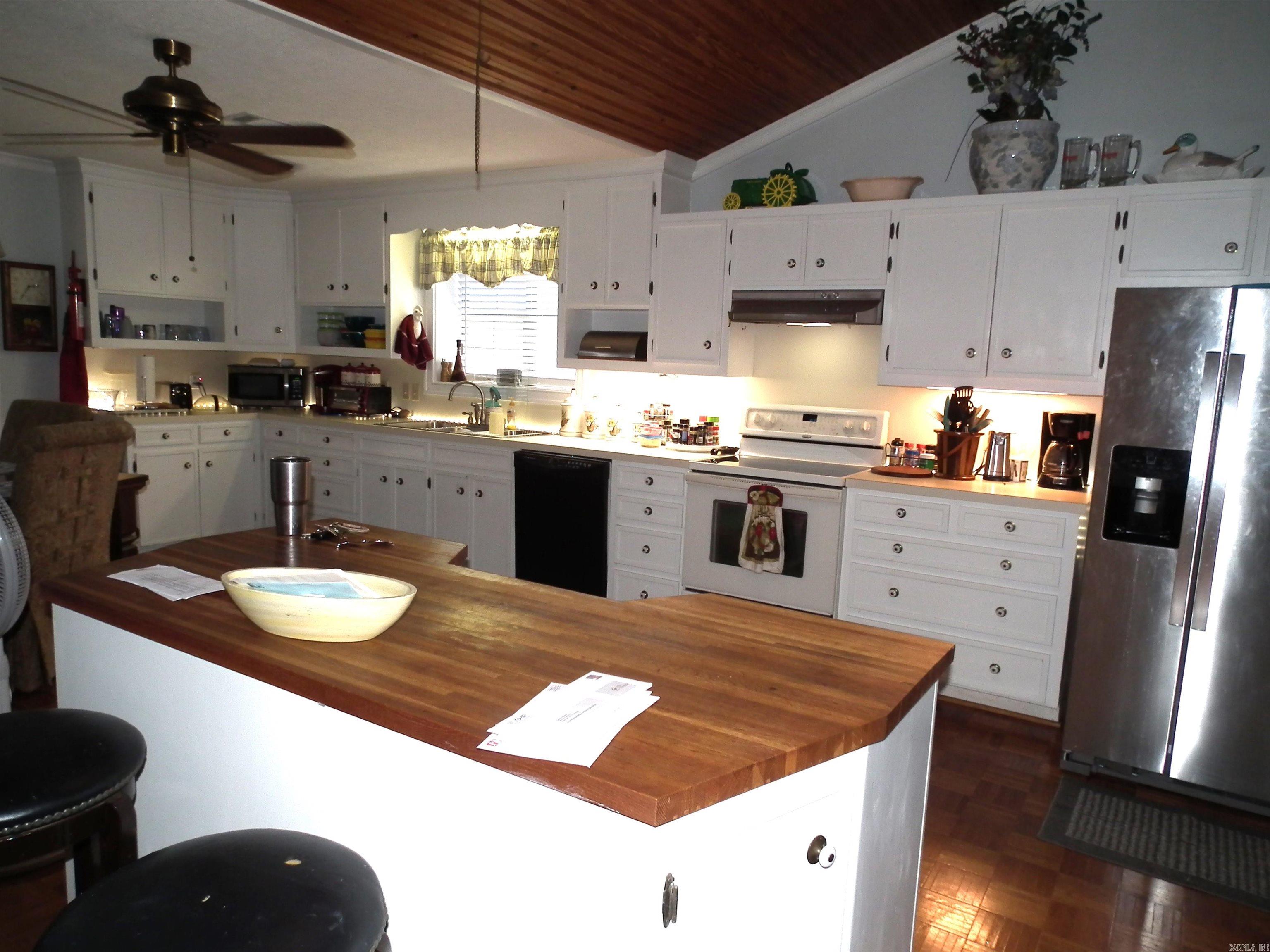 359  Pin Oak West  Rose Bud, AR
