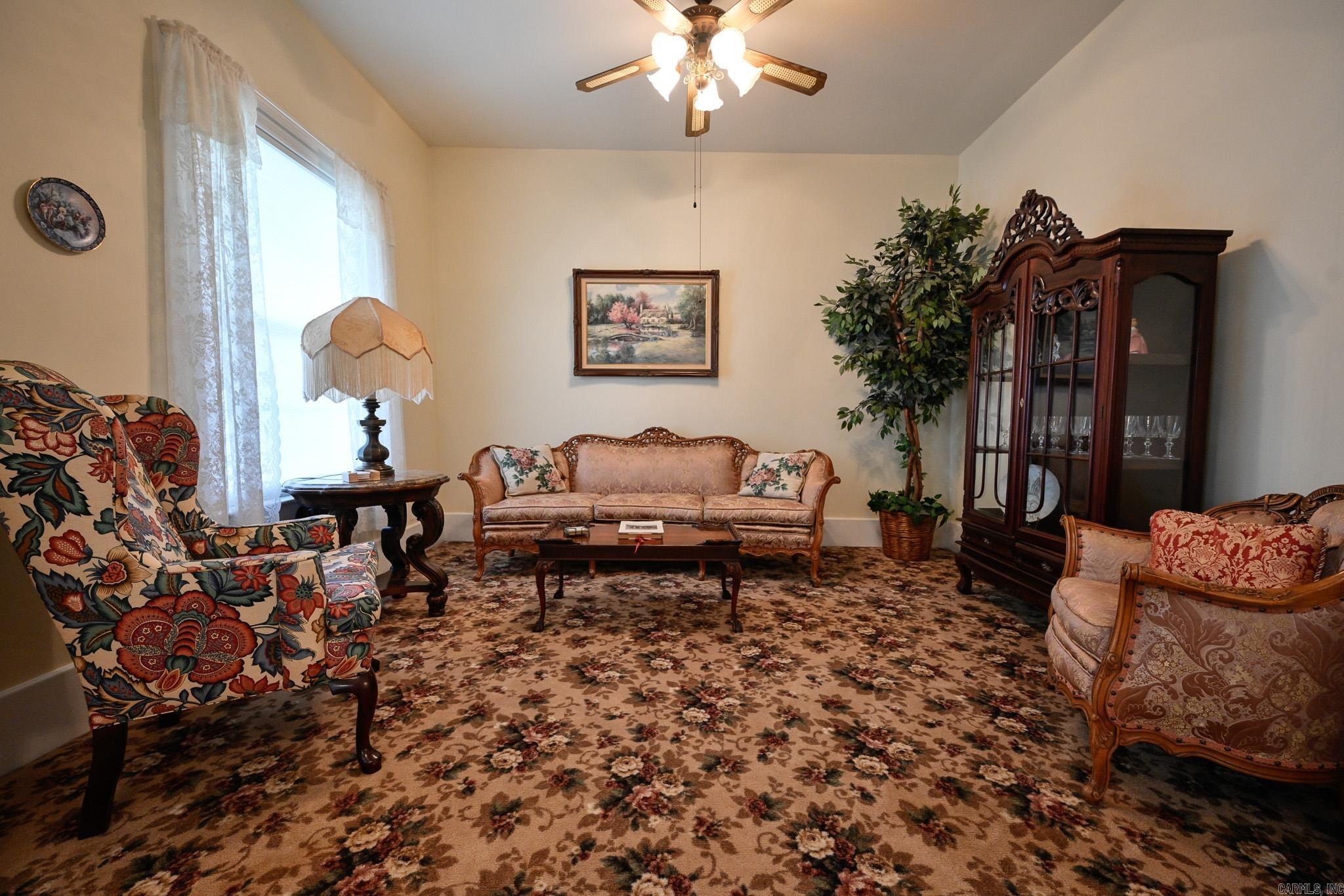 310  Tenth  Mena, AR