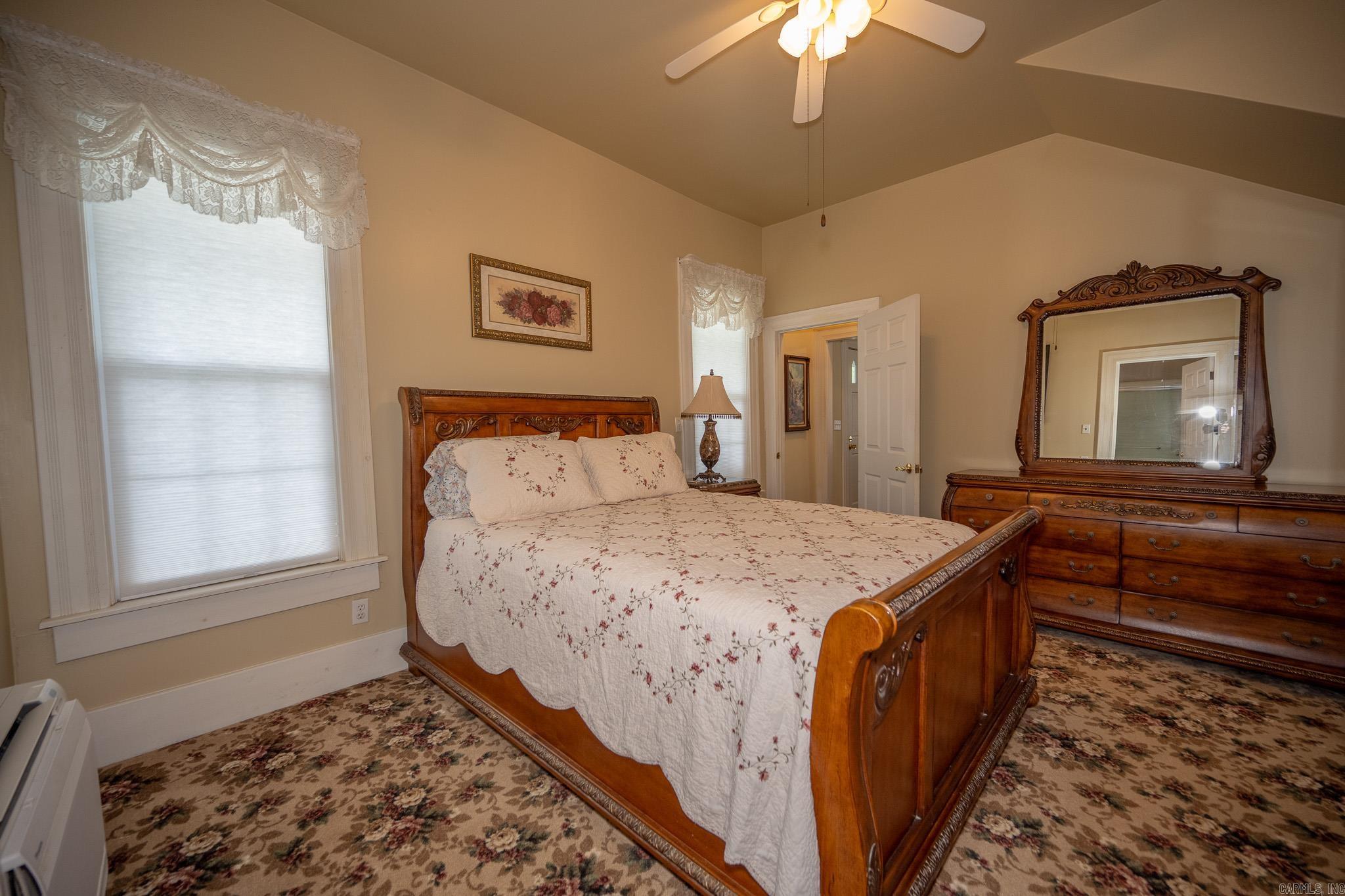 310  Tenth  Mena, AR