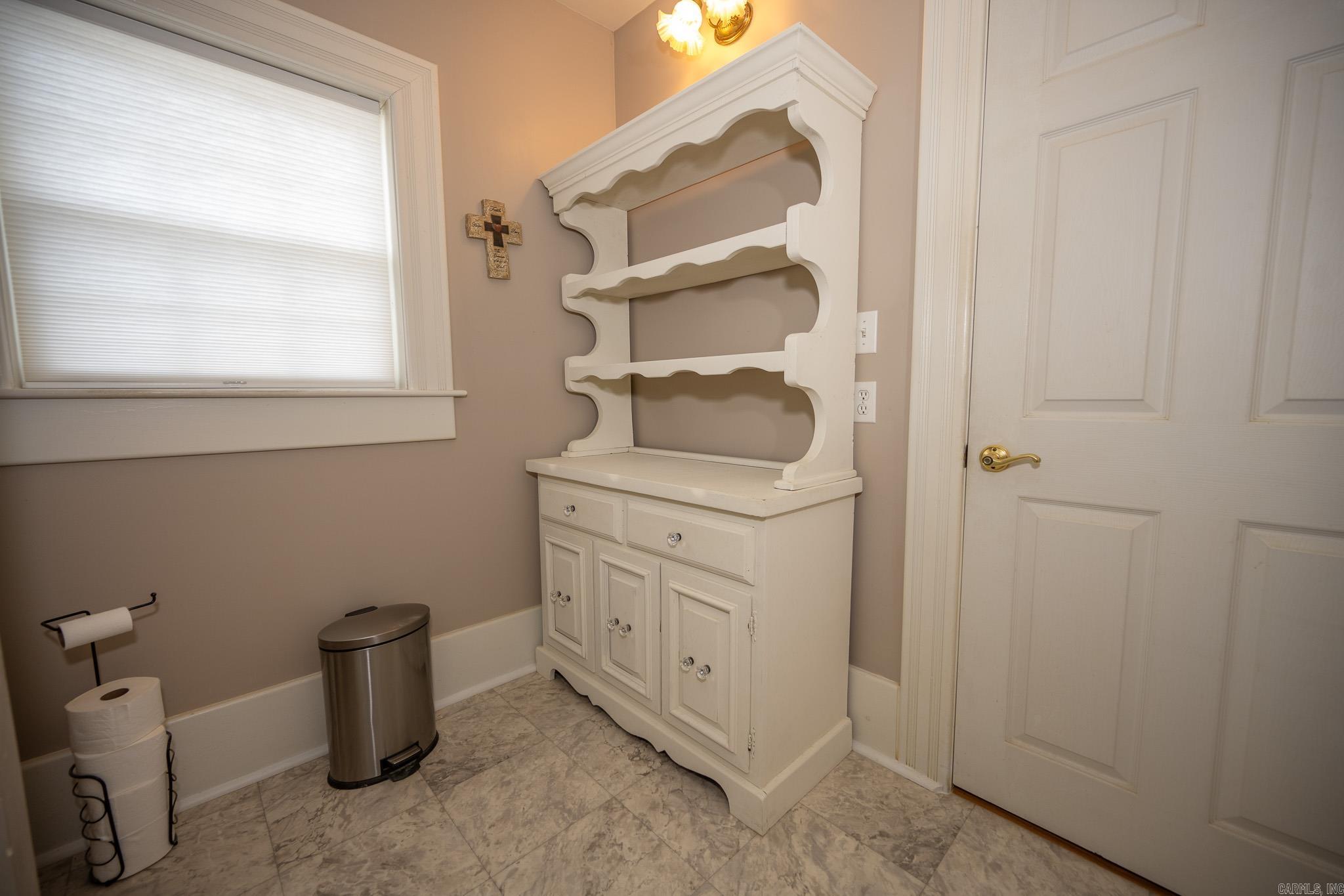 310  Tenth  Mena, AR