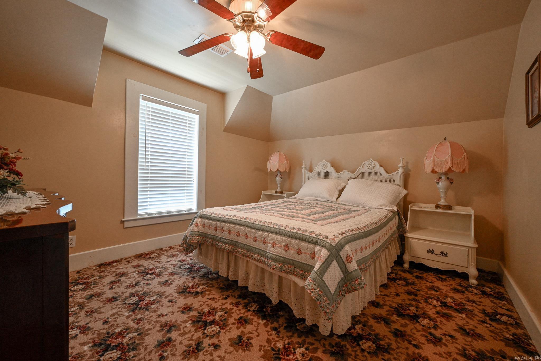 310  Tenth  Mena, AR